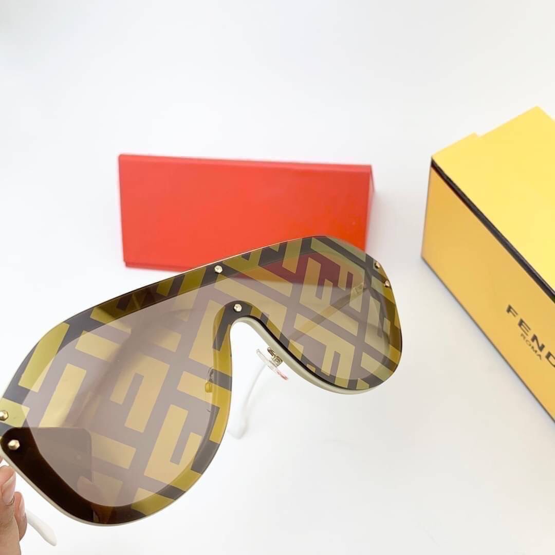 FENDI SUNGLASSES *ขอบครีม* แว่นตาเฟนดิ เกรดออริจินอล 1:1 งานสวยสุด คุณภาพดี Hi-quality กันแดดเต็มประสิทธิภาพ UV400 ภาพถ่ายจากสินค้าจริง