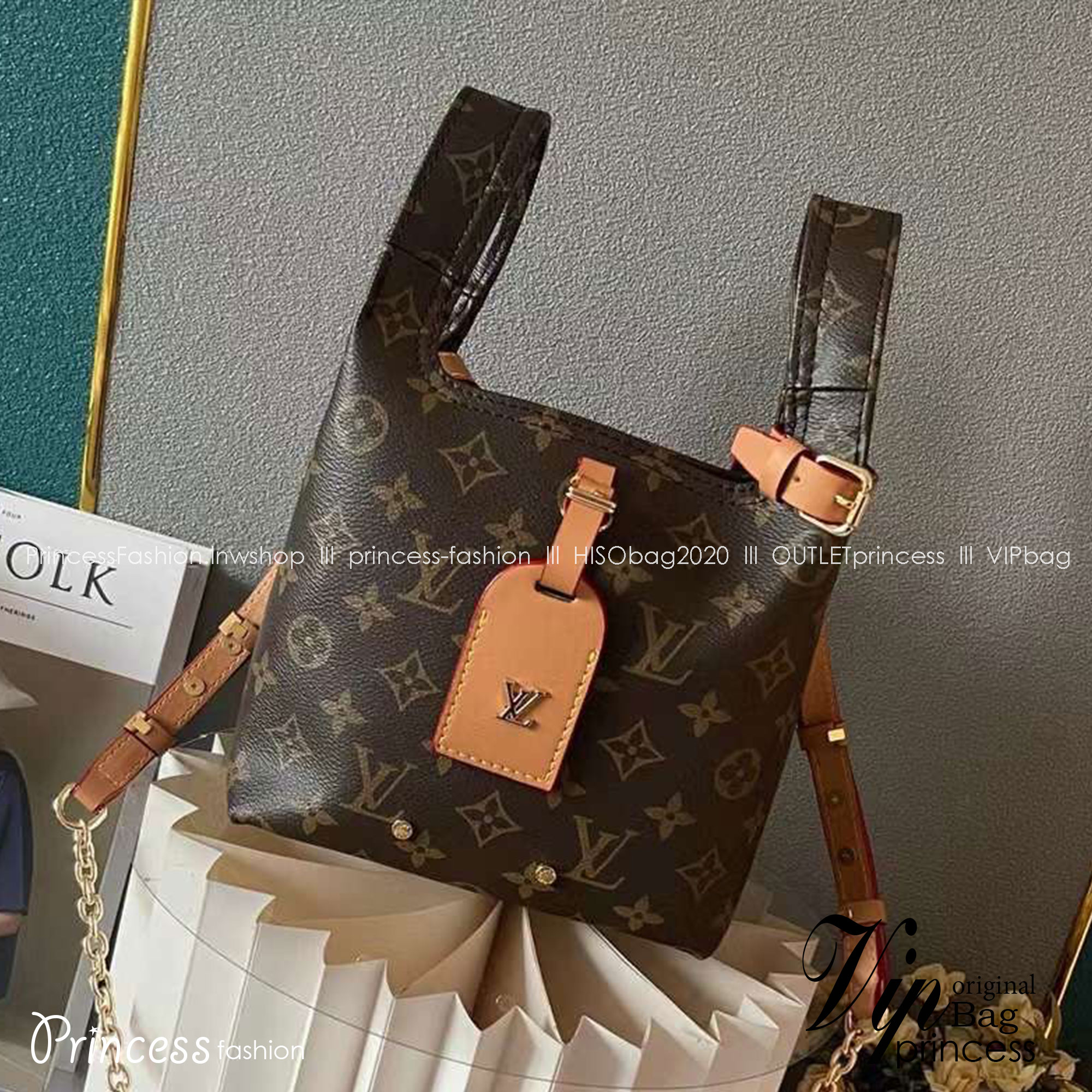 พร้อมส่ง 2 สี LV Atlantis BB Monogram Reverse กระเป๋าถือแคนวาสแต่งขอบหนังสีเข้มประดับเนมแท็ก LV เกรดออริ สลับแท้ 1:1 ใช้ต่างประเทศได้