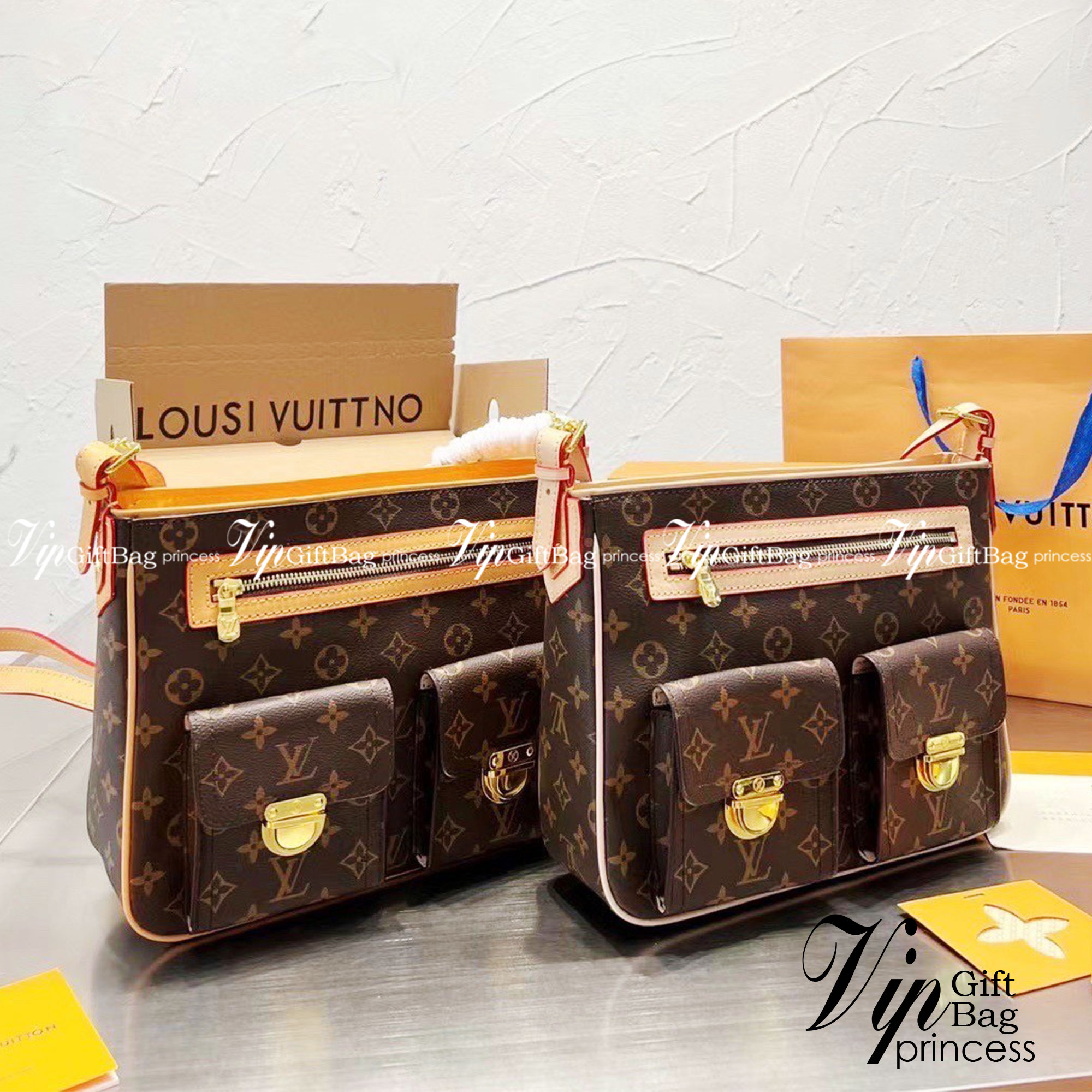 LV Hudson GM Monogram กระเป๋าสะพายสุดเท่ห์ไม่ซ้ำใคร Unisex ขนาดกำลังดี รูปทรงสวย ด้านหน้าโดดเด่นด้วยสกรีนโลโก้แบรนด์ วัสดุแคนวาส ผสมหนังแท้ ด้านในโล่งกว้าง มีช่องแยกย่อยไว้เก็บของสำคัญได้อย่างเป็นสัดส่วน จุของได้เยอะ พร้อมสายสะพาย ปรับระดับได้ตามการใช้งาน