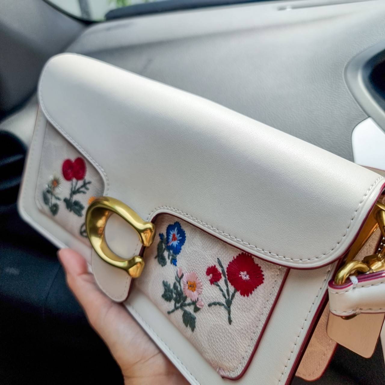 ของแท้ 💯% COACH 627 TABBY SHOULDER BAG 26 IN SIGNATURE CANVAS WITH FLORAL EMBROIDERY