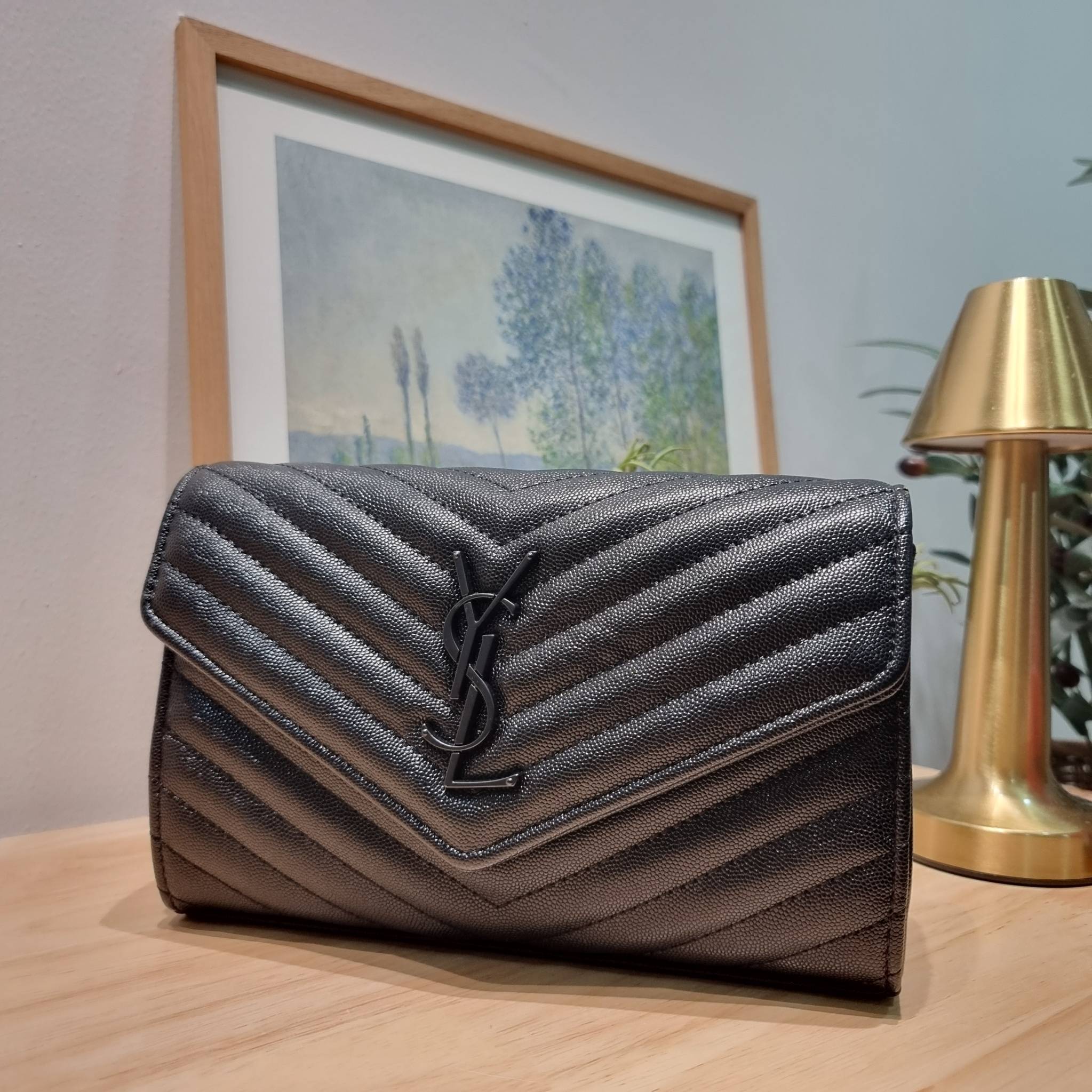 YSL WOC 9 ไม่เคยผิดหวังจริงๆ!! กับรุ่นที่สาวๆรู้กัน Yves Saint laurent clutch bag with chain กระเป๋าสะพายทรง woc สุดฮอต ดีไซน์เรียบหรู