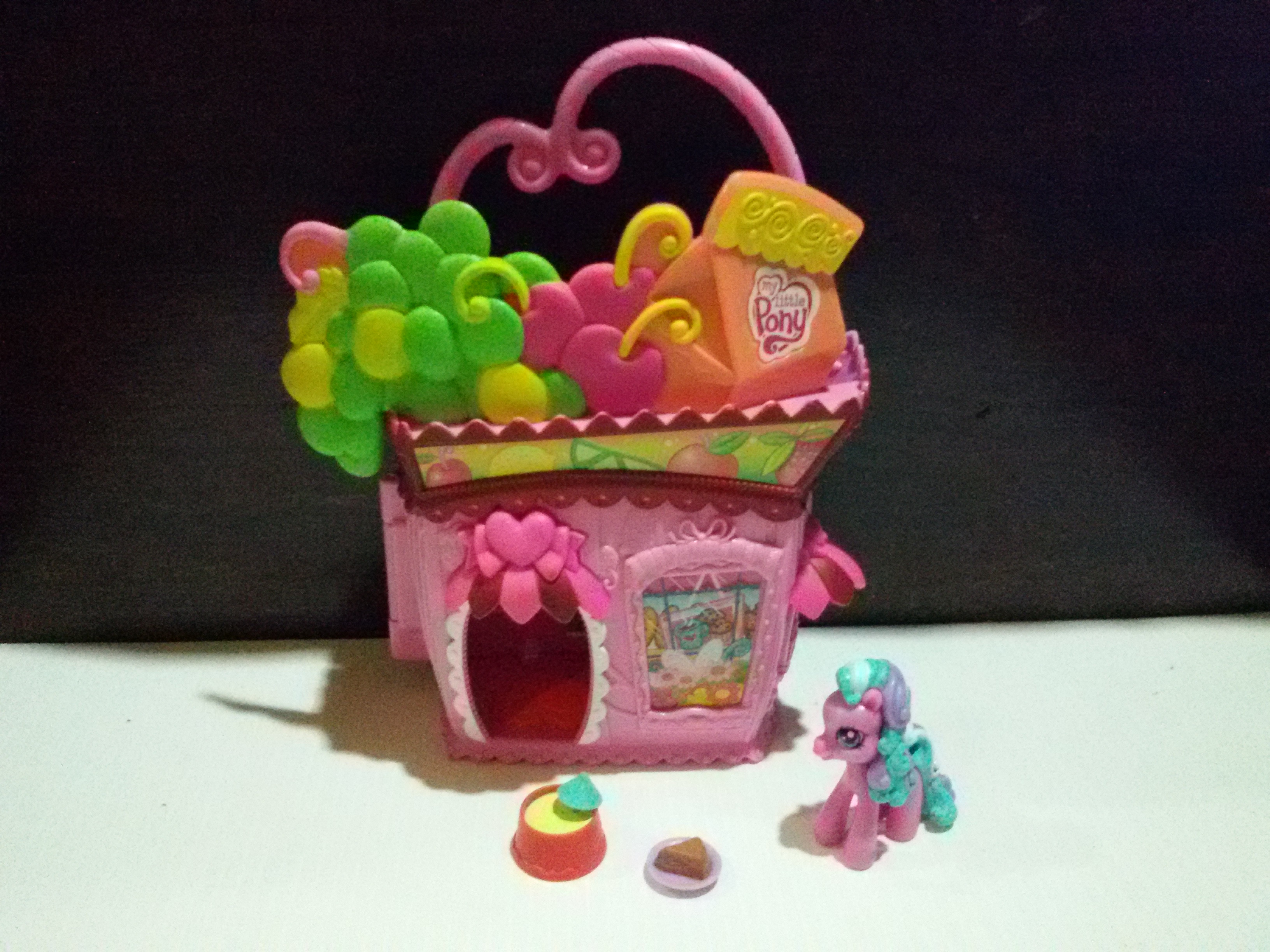 MY LITTLE PONY PONYVILLE SUPERMARKET STORE PLAYSET บ้านโพนี่แท้มือสอง