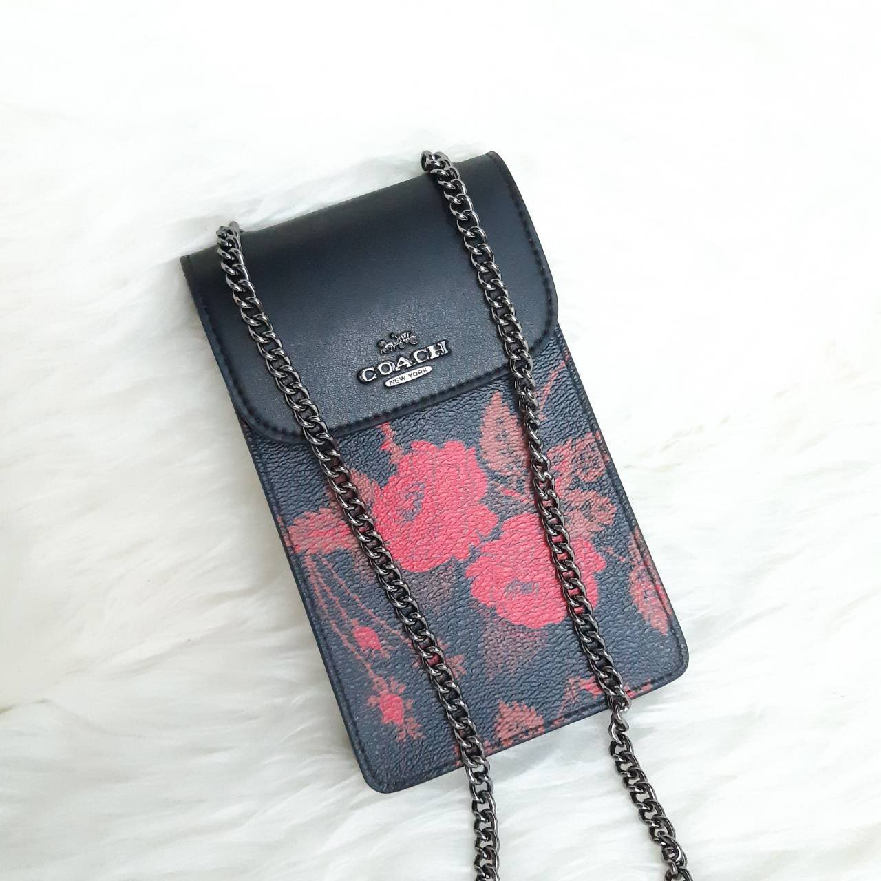 ของแท้ 100% COACH F76988 NORTH/SOUTH PHONE CROSSBODY IN SIGNATURE CANVAS WITH PRAIRIE DAISY CLUSTER PRINT /BLACK