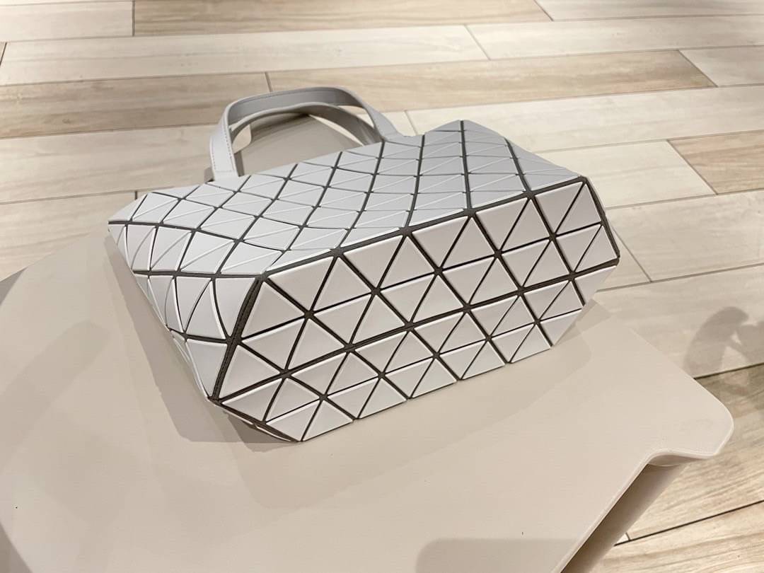VIP GIFT 】BAOBAO Issey Miyake Crystal Matte Shoulder Bag