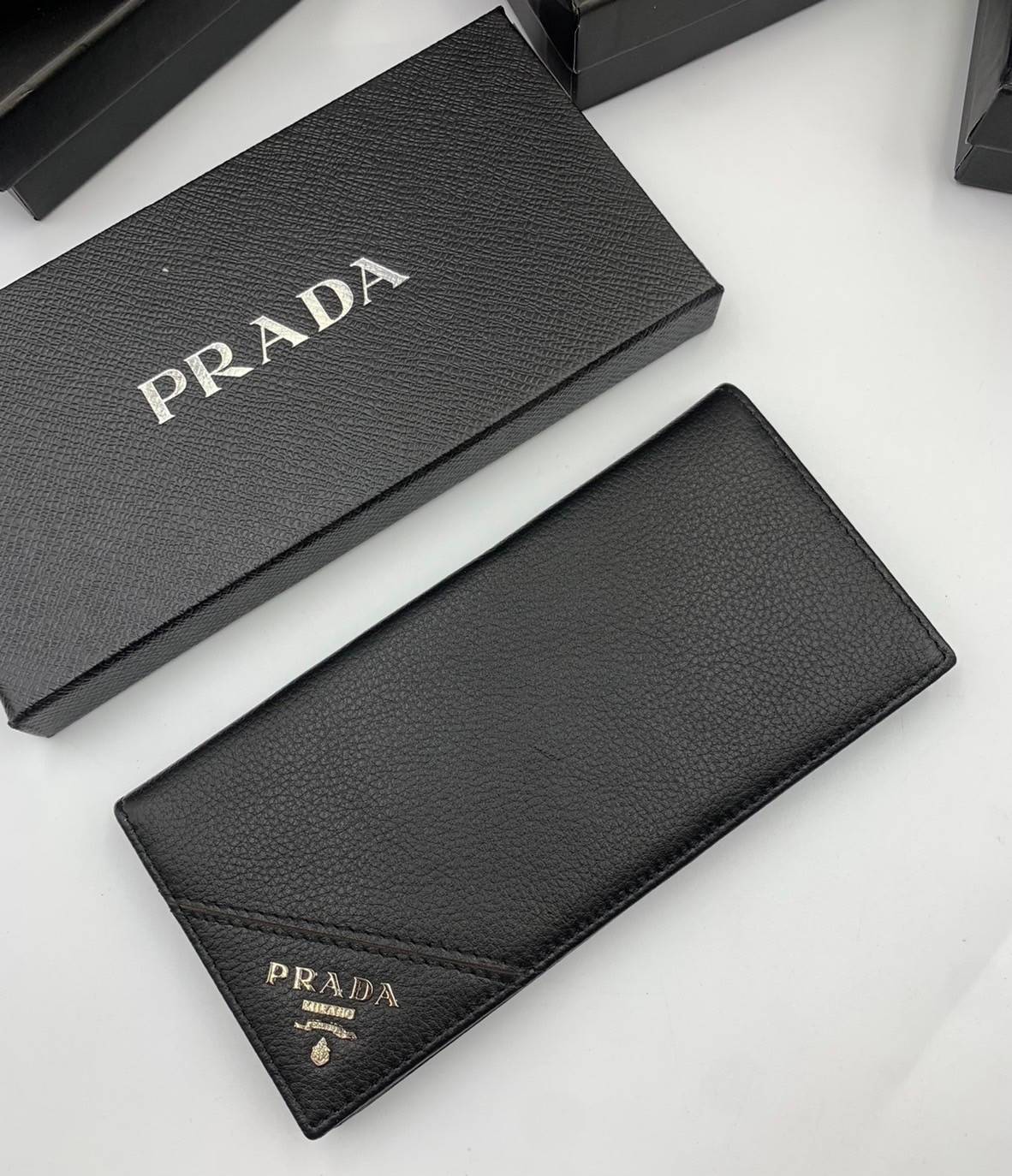 VIP หนังแท้ 】PRADA Large Saffiano Leather Wallet