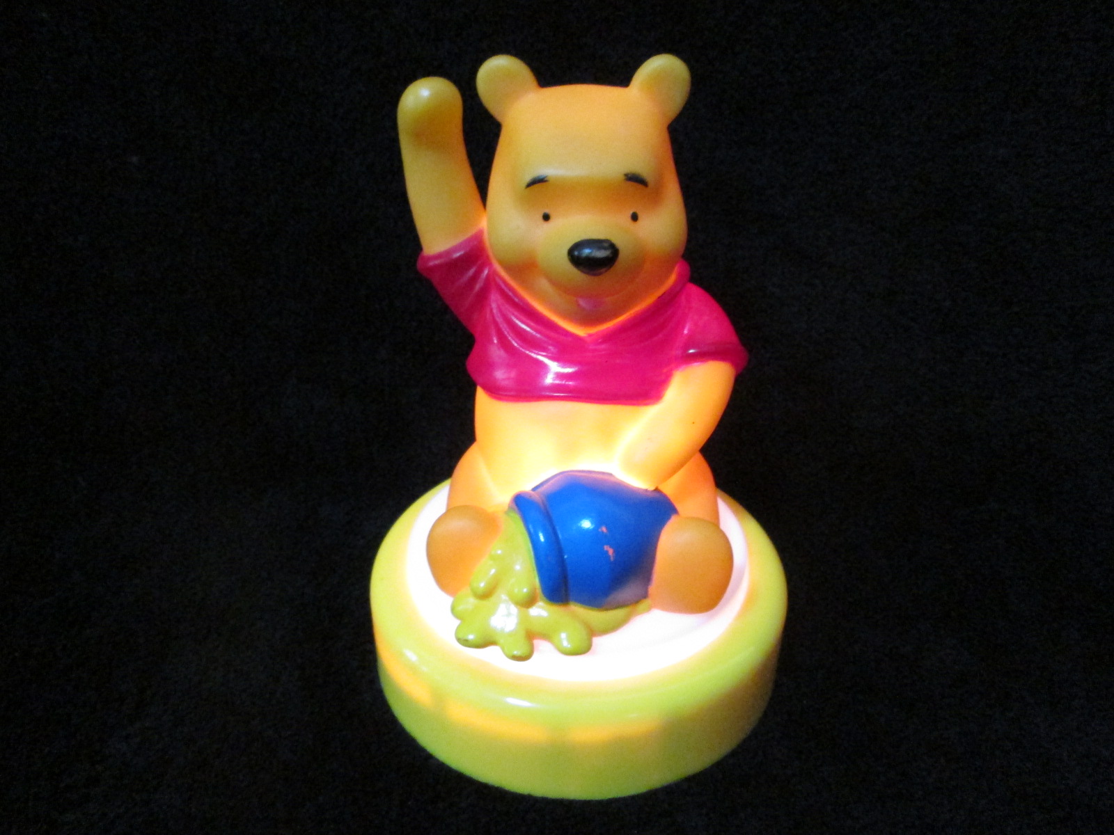 Winnie the Pooh Night Light Little lamp ของเล่นมือสอง