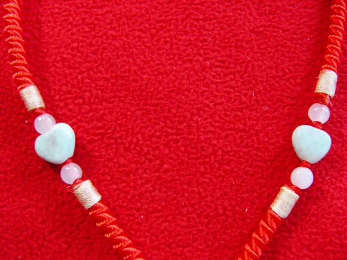 สินค้าหมดค่ะ สร้อยคอจี้หยกเจ้าแม่กวนอิมองค์สีทองปางถือขวดน้ำทิพย์(เสริมดวงคนเกิดราศีมังกร,ปีมะโรง,ปีมะเส็ง)แบบ2ค่ะ