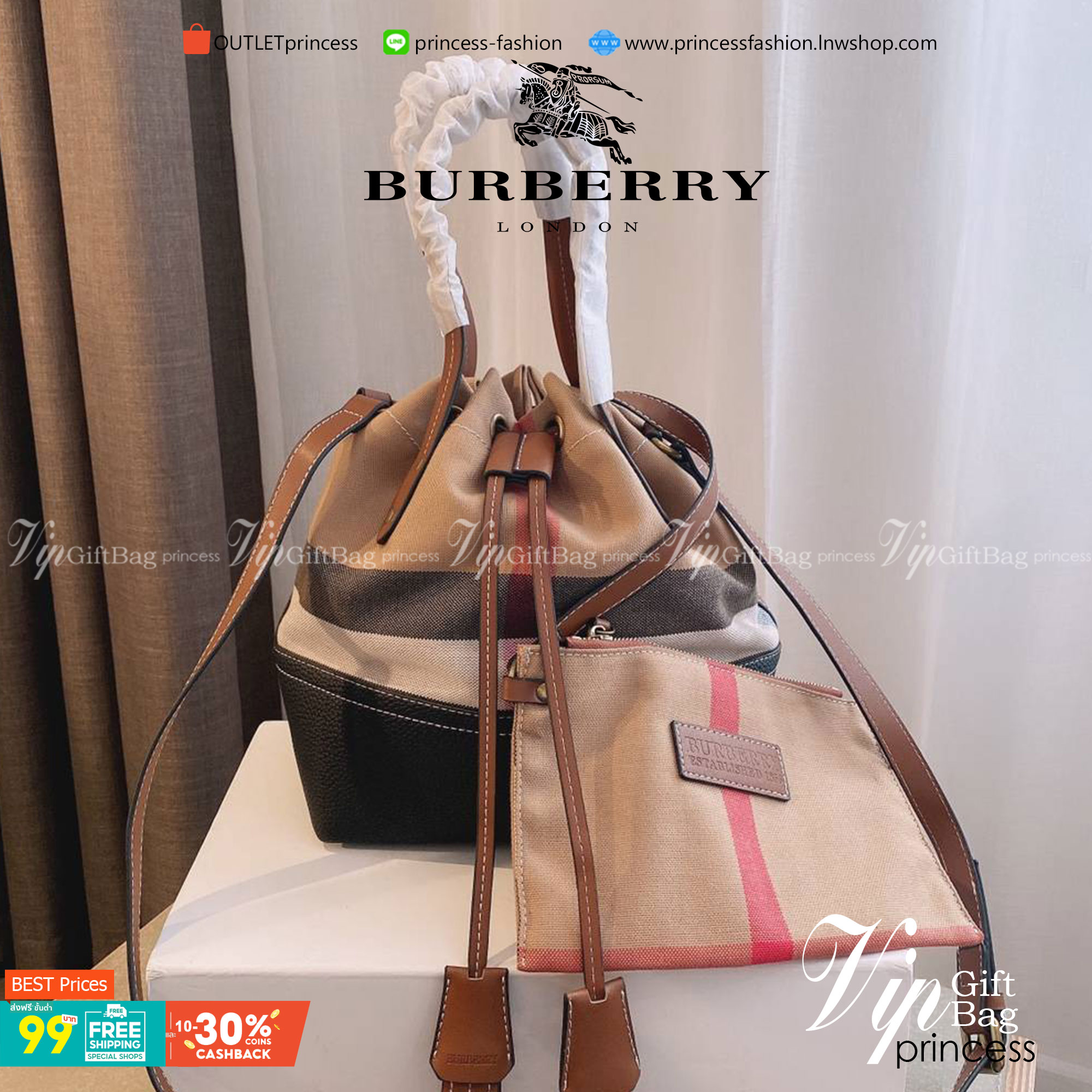 BURBERRY VINTAGE CANVAS BUCKET BAG งานพรีเมียมกิ้ฟท์เคาเตอร์ น้ำหอมจากแบรนด์ **ทรงขนมจีบ มาพร้อมสายยาว วัสดุผ้า Canvas เนื้อหนาซับในอย่างดี ลายแบรนด์สวยมากคะ จุดเด่นคือ กระเป๋าสามารถ จุของได้เยอะมาก มาพร้อมกระเป๋าใบเล็กอีกหนึ่งใบสามารถแยกใช้งานได้ ถือแล้ว