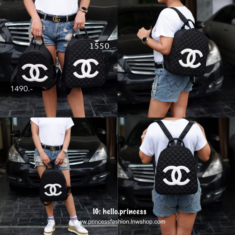 Chanel Backpack (S) กระเป๋าเป้ size mini VIP. gift ของแท้ จาก counter chanel ขนาดกำลังน่ารัก วัสดุ pu. ลายตารางหนังนิ่ม ด้านหน้ามี logo brand เปิดปิดแบบซิป แบ่ง 2 ช่องใหญ่ ภายในกว้าง ใส่ wallet ยาว, mini iPad ได้ มาพร้อมสายสะพายยาว ปรับได้ค่ะ