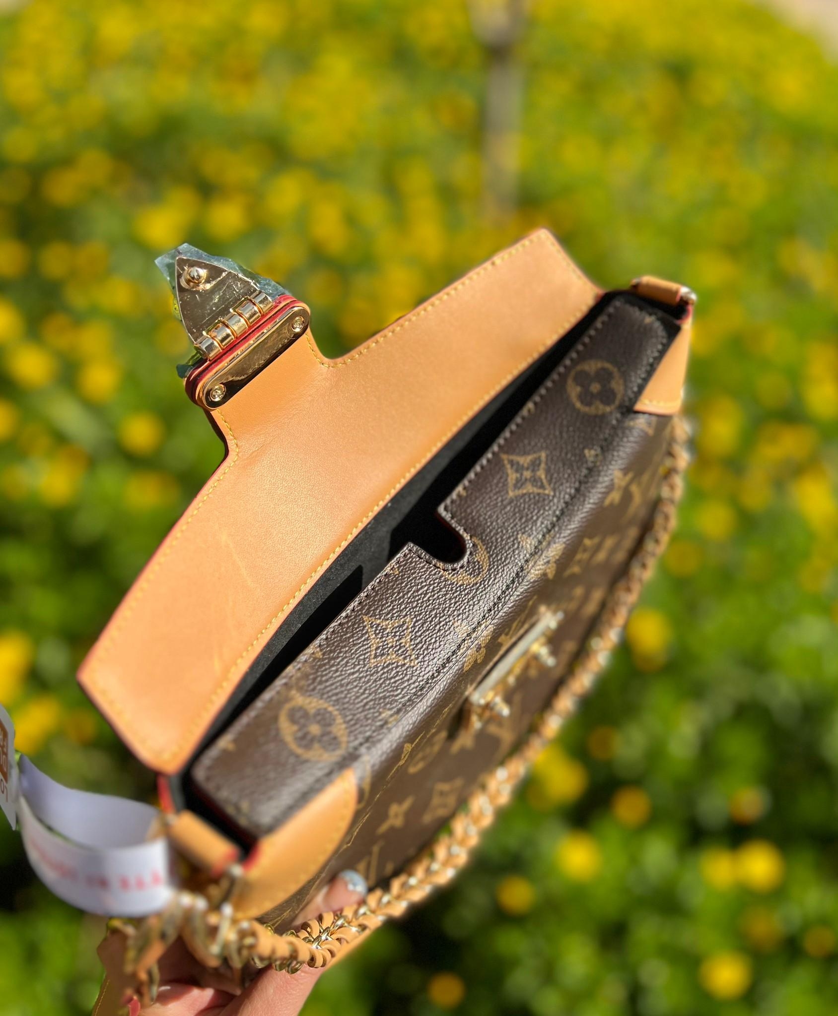 LV Twinny Monogram Reverse coated Bag กระเป๋าสะพายรุ่นใหม่ สวยหรู ดูดีมาก เกรดออริ