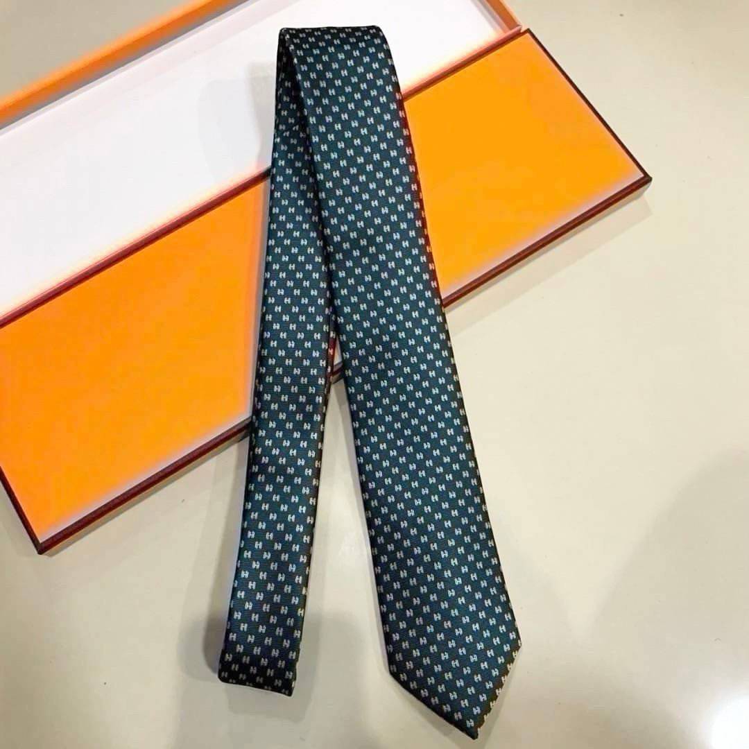 TOP ORI | BURBERRY NECKTIE THE BEST QUALITY Check Silk Tie เกรดเทียบแท้เทพดีสุด เนคไทแบรนด์เนมเบอร์เบอรี่ ผ้าไหมอิตาลี่ทอละเอียดปราณีตทุกเส้นทำมือสวยคมชัด