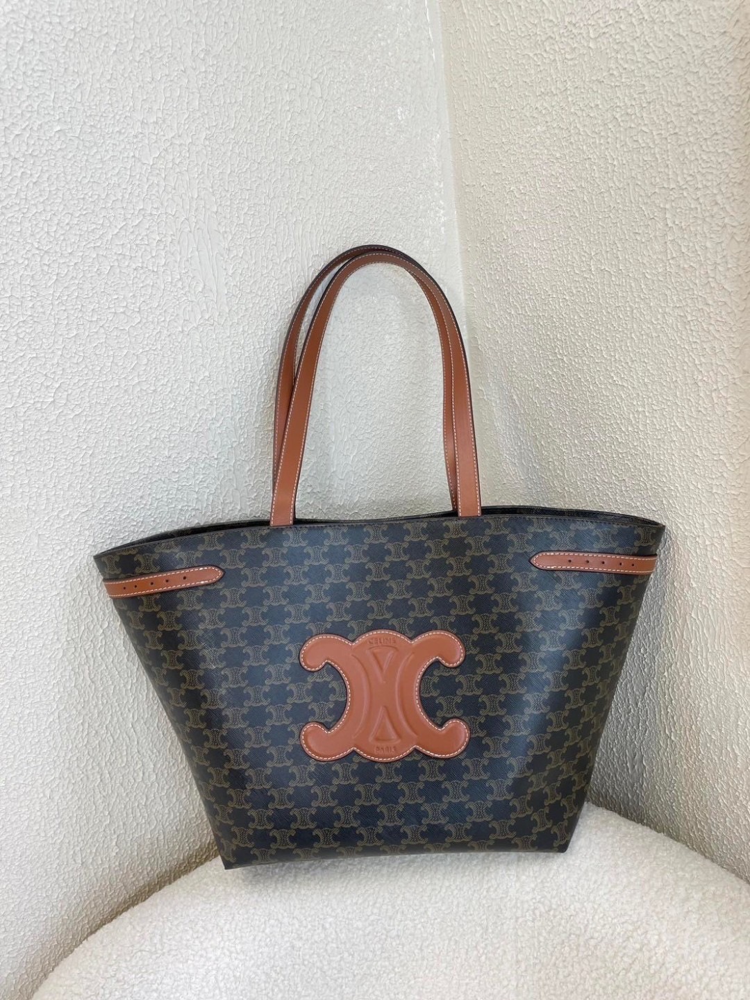 ELINE MEDIUM CABAS ANAÏS CUIR TRIOMPHE in Grained / Celine Tote Bag กระเป๋าสะพายทรงโท้ท ใบใหญ่จะสัมภาระได้เยอะ สวยคลาสสิค เกรดออริ 1:1