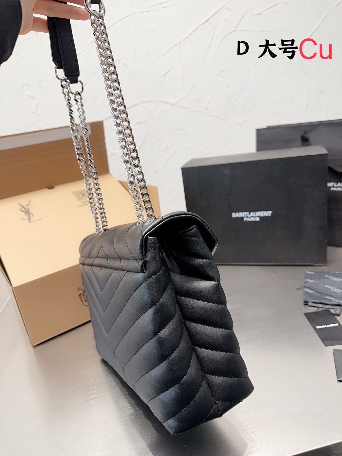 YSL Loulou medium quilted leather shoulder bag / YSL Loulou chain Bag 12" พร้อมส่ง 3 สี กระเป๋าสะพายรุ่นขายดี ทรงสวยคลาสสิค ใช้ได้บ่อยไม่มีเบื่อ ดีไซน์เรียบหรู ดูแพง