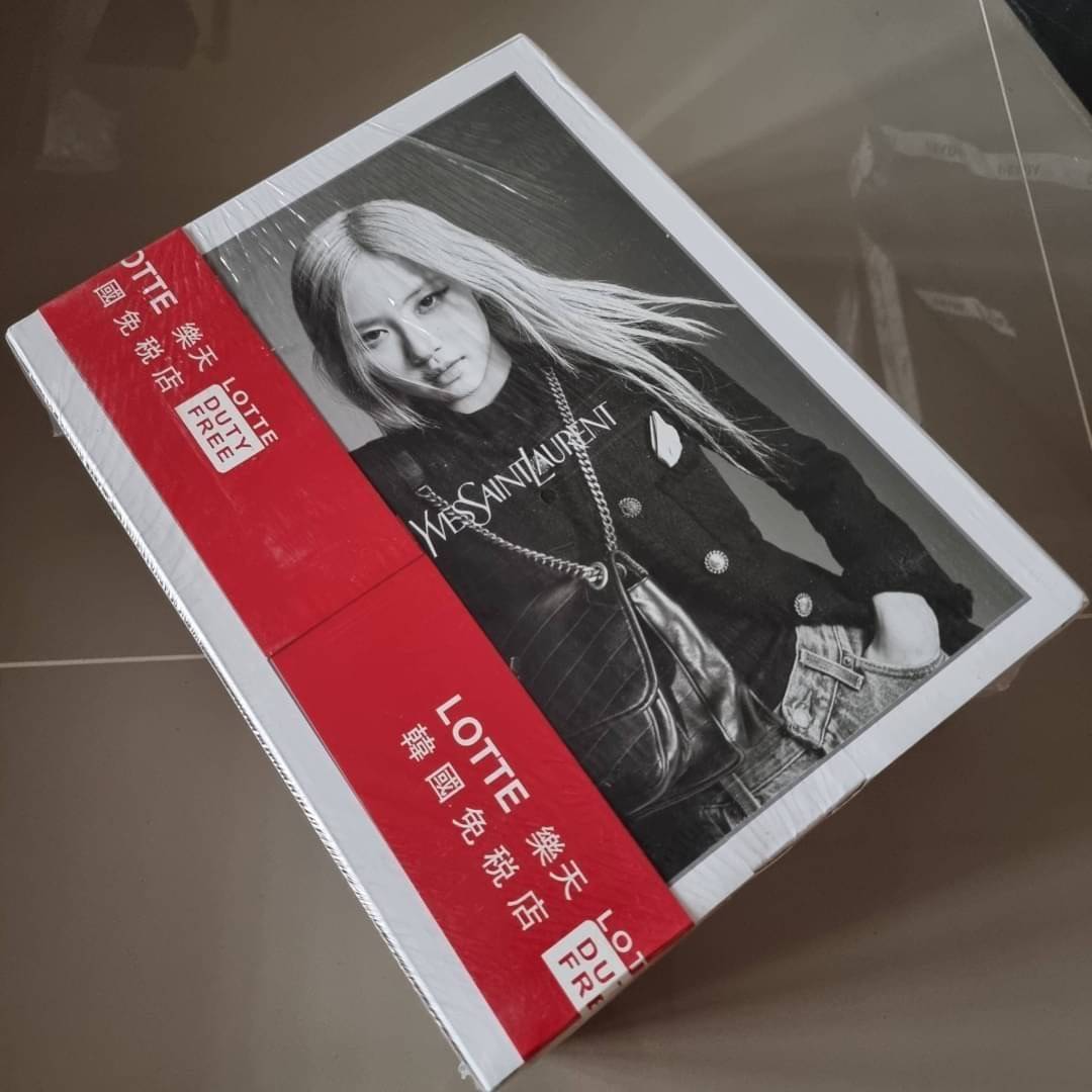 YSL niki baby chain bag in crinkled vintage leather / Yves Saint laurent shoulder bag กระเป๋าสะพายทรงคลาสสิค สุดฮอต ที่ใครๆก็ต้องมีใช้ ดีไซน์เรียบหรู วัสดุหนังลายวินเทจสัมผัสดี