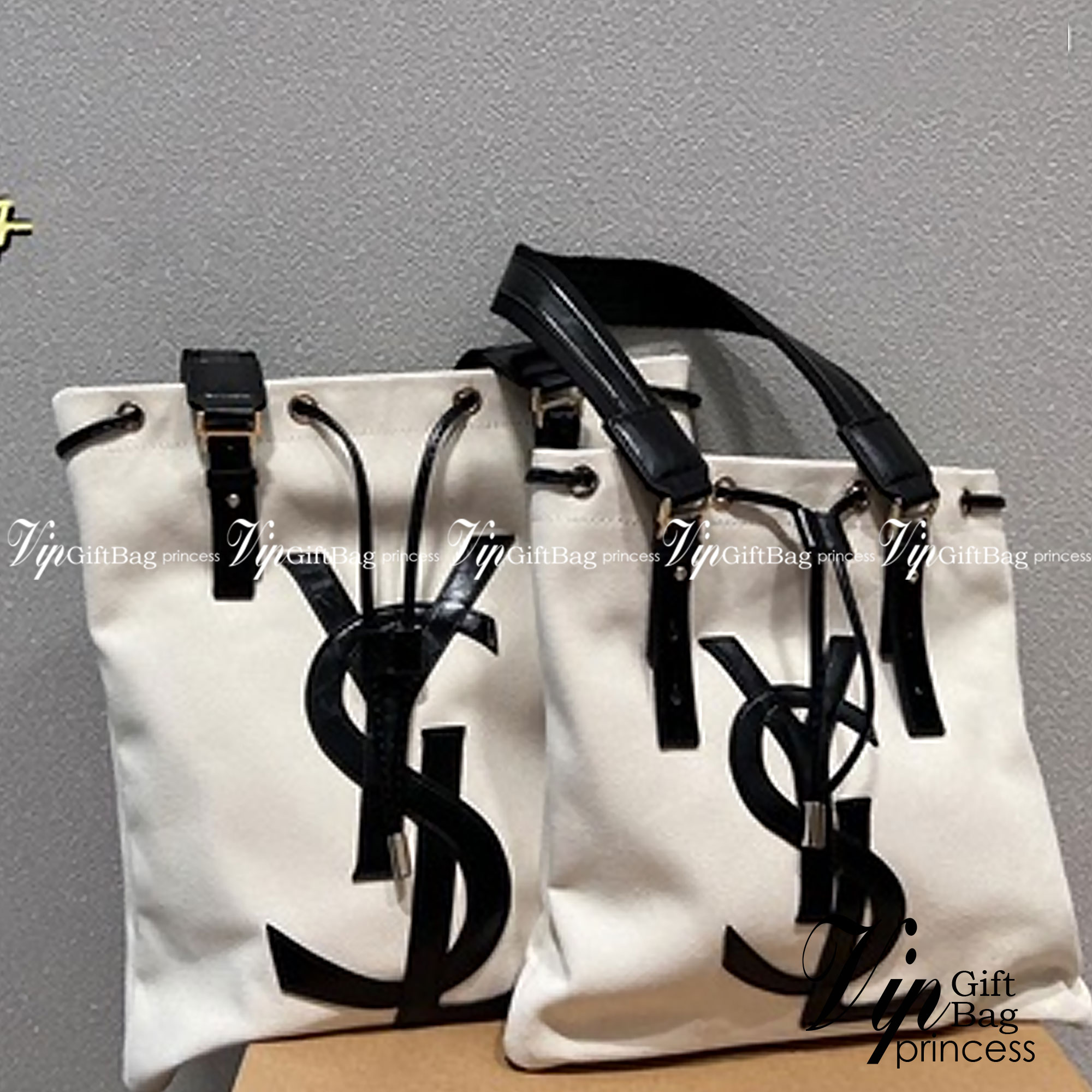 YSL shopper tote leather drawstring closure กระเป๋าทรงชอปปิ้ง มาใหม่ หนังสวย ผูกด้วยสายหนัง โดดเด่นด้วยโลโก้ด้านหน้า มีให้เลือก 2 สี 2 ขนาด ภายในโล่งกว้างมาก ใช้งานง่าย สะดวกสุดๆ