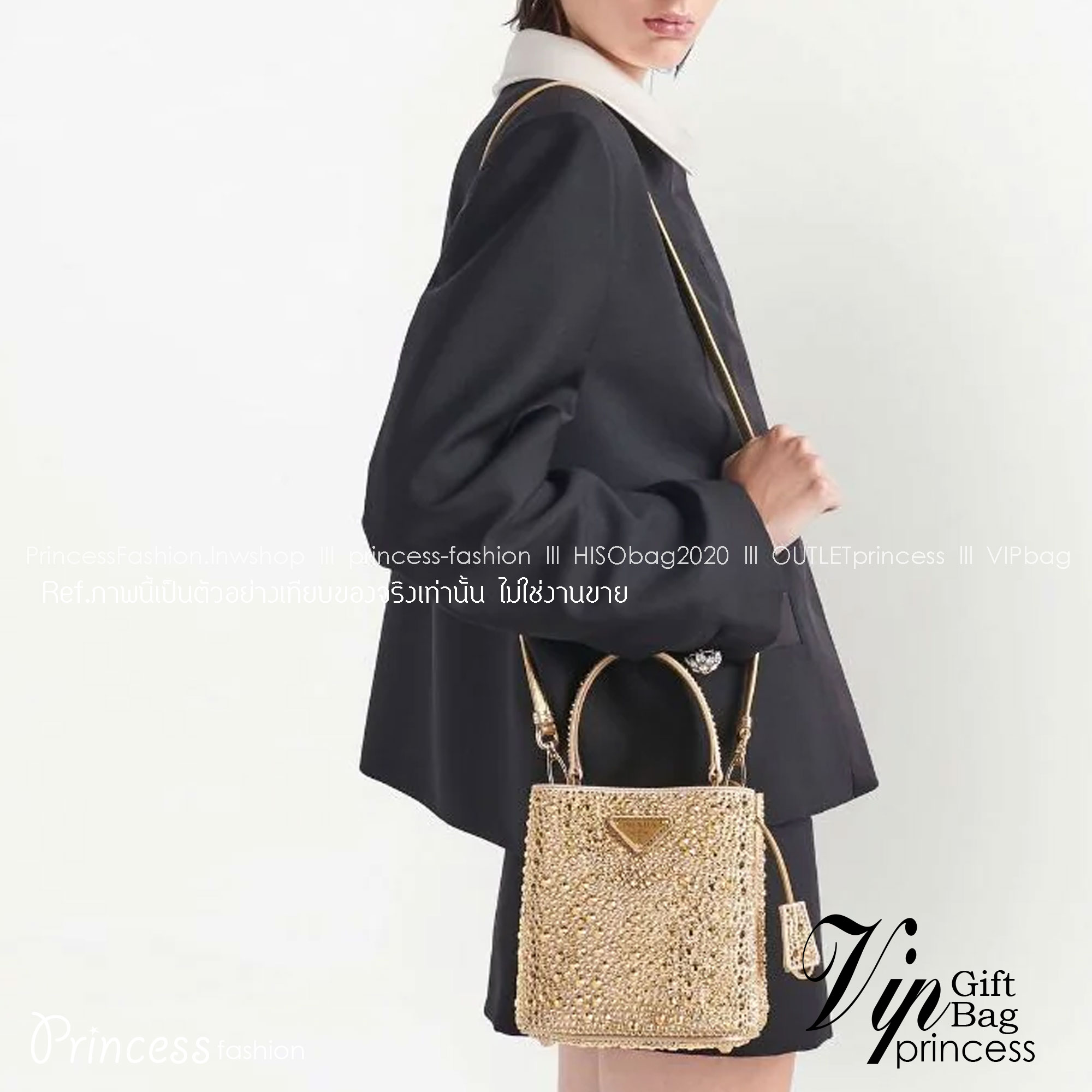 PRADA SMALL PANIER CRYSTAL EMBELLISHED TOTE BAG กระเป๋าสะพายทรงโท้ท ไซส์กำลังสวย หรูหรา โดดเด่น ถือออกงานก็ดูระยิบระยับเล่นแสง ทำให้ดูดีมีราคา