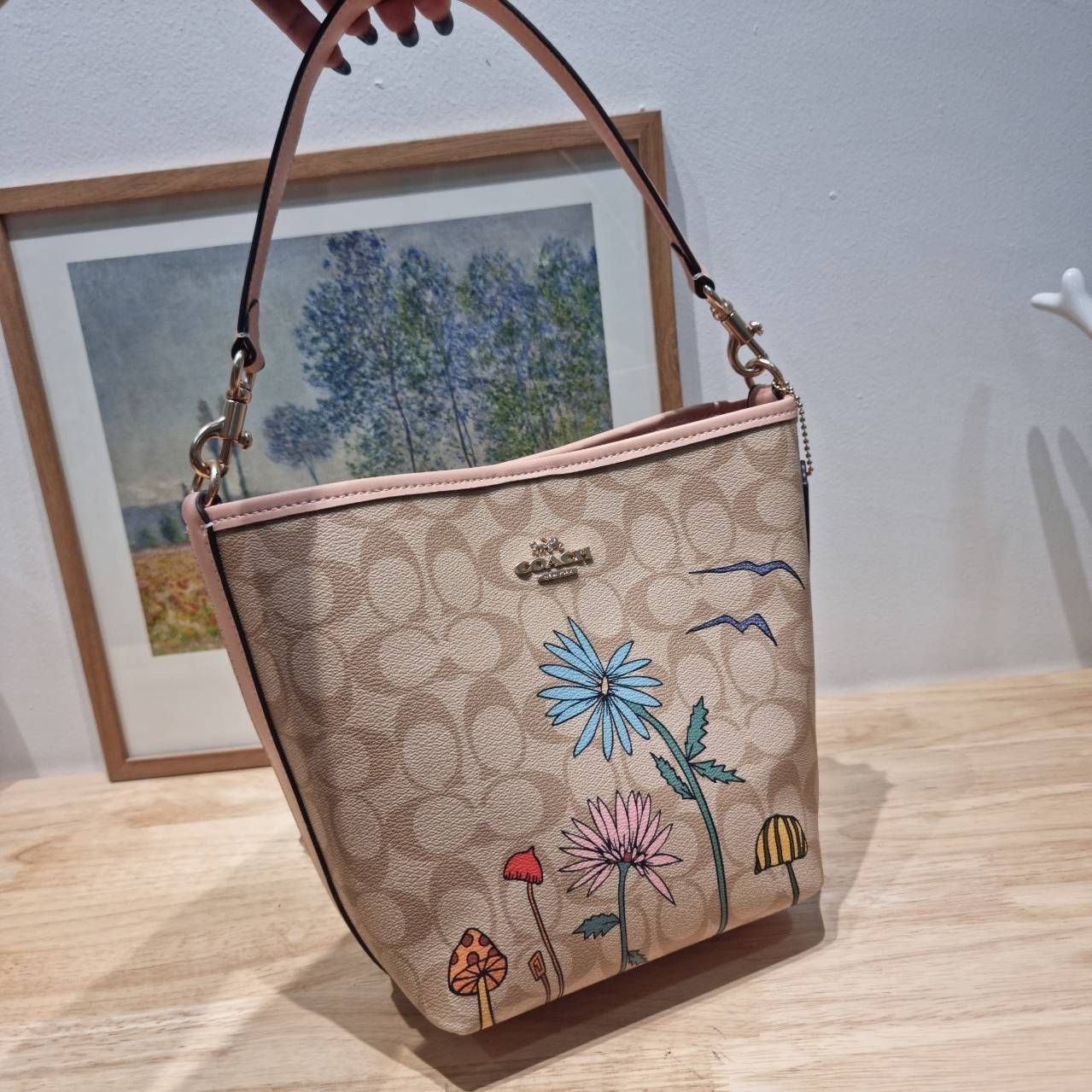 CU394 COACH x OBSERVED BY US CITY BUCKET BAG IN SIGNATURE CANVAS กระเป๋าทรงบัคเก็ต ดีไซน์ลวดลายดอกไม้น่ารักน่าใช้ เกรดท็อปออริ 1:1 สลับแท้