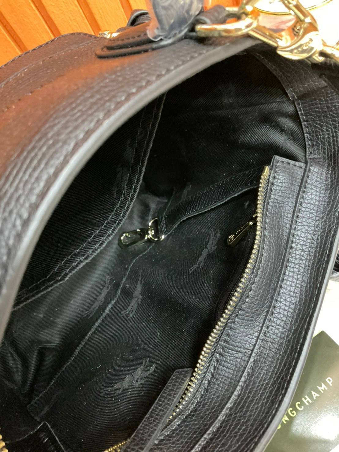 ของแท้ 💯% LONGCHAMP MINI MAILBOX TOP HANDLE BAG กระเป๋าถือ/Crossbody รุ่นหายาก!! รุ่นใหม่ล่าสุด ดีไซน์ด้วยเส้นด้ายที่ดูโฉบเฉี่ยว และ รูปทรงสี่เหลี่ยมคางหมู ทรงสวยโดดเด่น เป็นเอกลักษณ์ของผู้หญิง Longchamp วัสดุ Polyamide & Leather หนังแท้