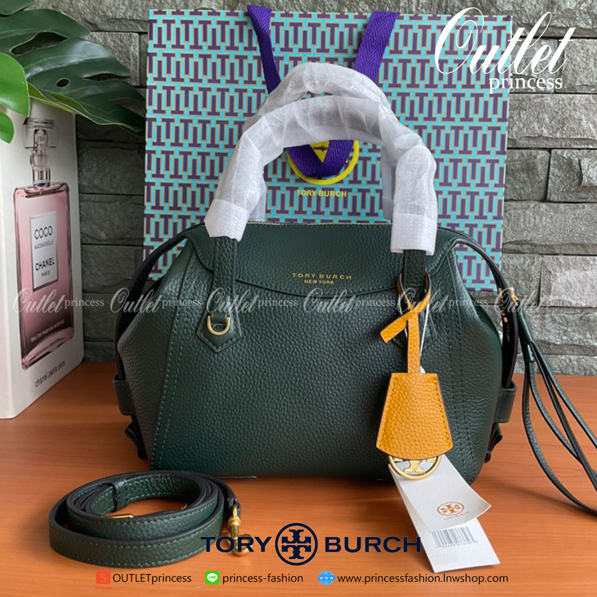 ของแท้ Tory Burch Bur Perry Small Satchel ( Style : 61169 ) กระเป๋าถือ/คล้องแขน/สะพายข้าง แบรนด์ยอดนิยม รุ่นใหม่ล่าสุดแบบคลาสสิก แบบทันสมัย สวยโดดเด่น