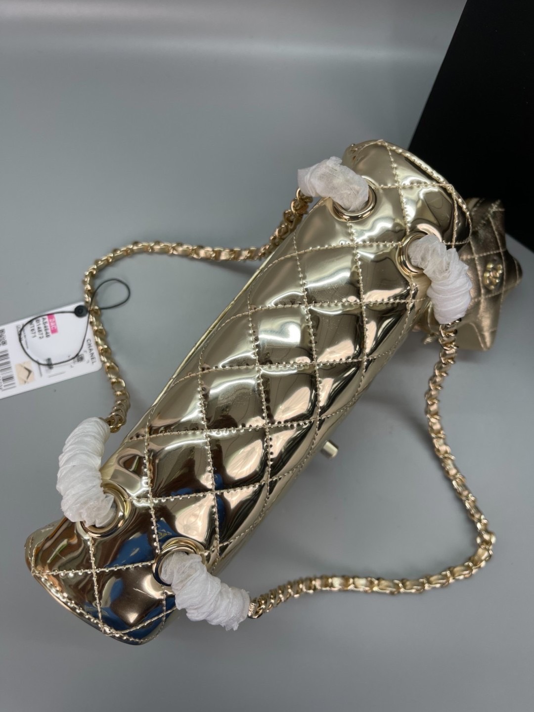 Chanel FLAP BAG & STAR COIN PURSE / CHANEL 24C Gold Metallic Mini Flap Bag กระเป๋าสะพายสีทองเงางามสุดหรู ผู้ดีสุด รวยสุดไปเลยค่า เกรดวีไอพี 1:1 เกรดดีสุด ผ่านทุก ตม ใช้งานต่างประเทศได้