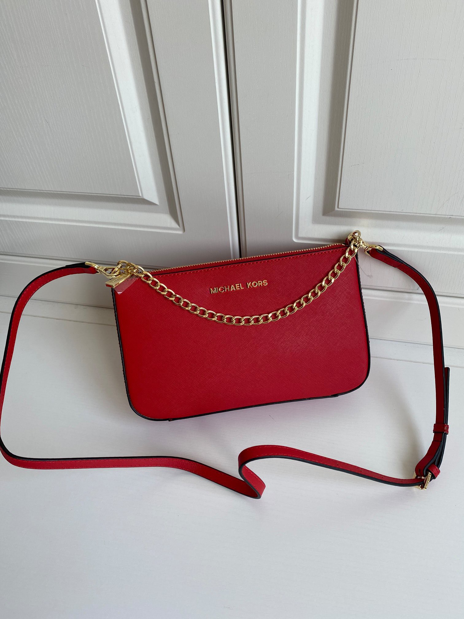 MICHEAL KORS SAFFIANO CROSSBODY BAG / MK Chain Pouchette Bag พร้อมส่ง 4 สี กระเป๋าสะพายข้าง ทรงสวย วัสดุหนัง SAFFIANO คุณภาพดี สวยอยู่ทรงแข็ง