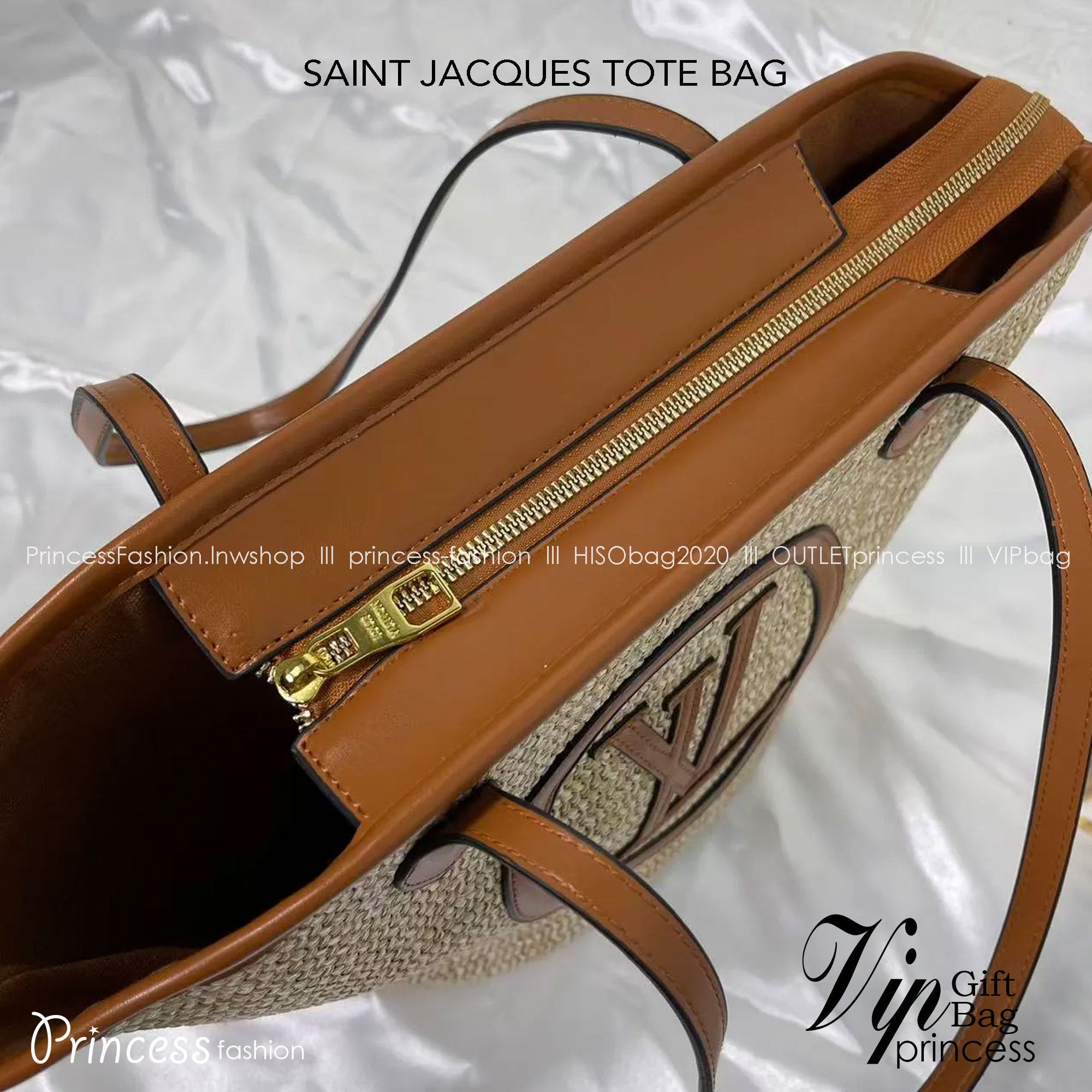 LV SAINT JACQUES TOTE BAG 25cm กระเป๋าสะพายรุ่นลิมิเต็ดหายาก ด้วยวัสดุสังเคราห์จากธรรมชาติ สานเต็มใบออกมาเป็นลวดลายสวยงาม และยังโดดเด่นด้วยโลโก้ สีโทนอุ่น