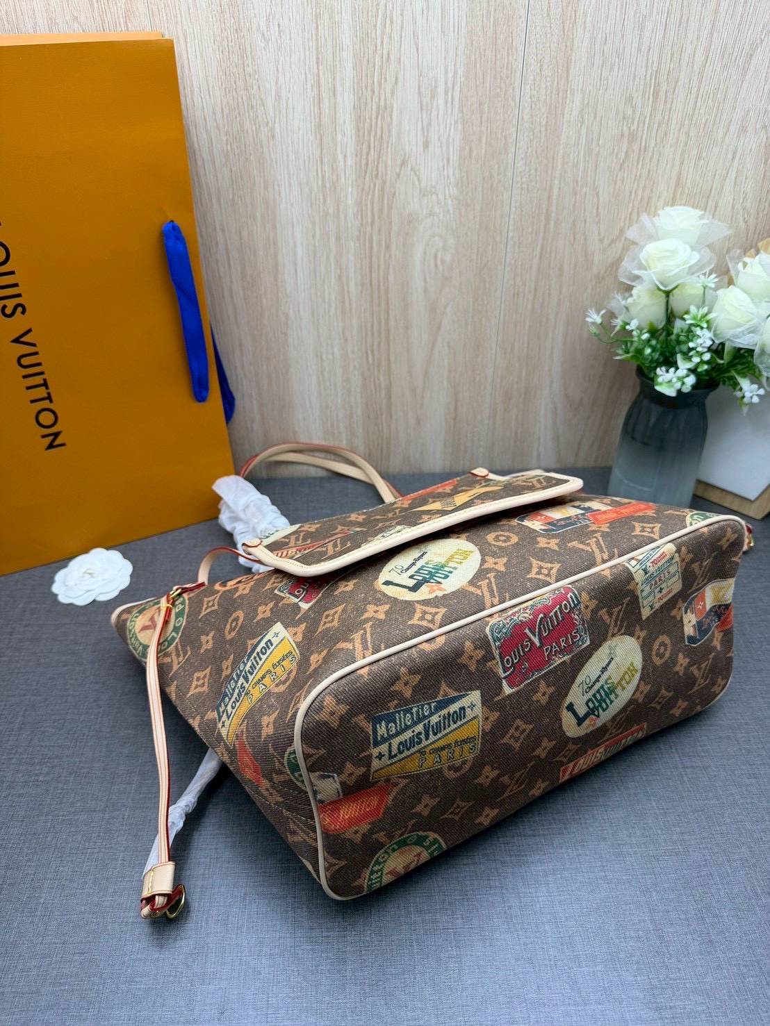 ORI หนังแท้ | LV Neverfull MM Monogram Flight Mode Voyage / LV Tote Bag กระเป๋าสะพายทรงโท้ทใบใหญ่ ดีไซน์ท่องเที่ยว
