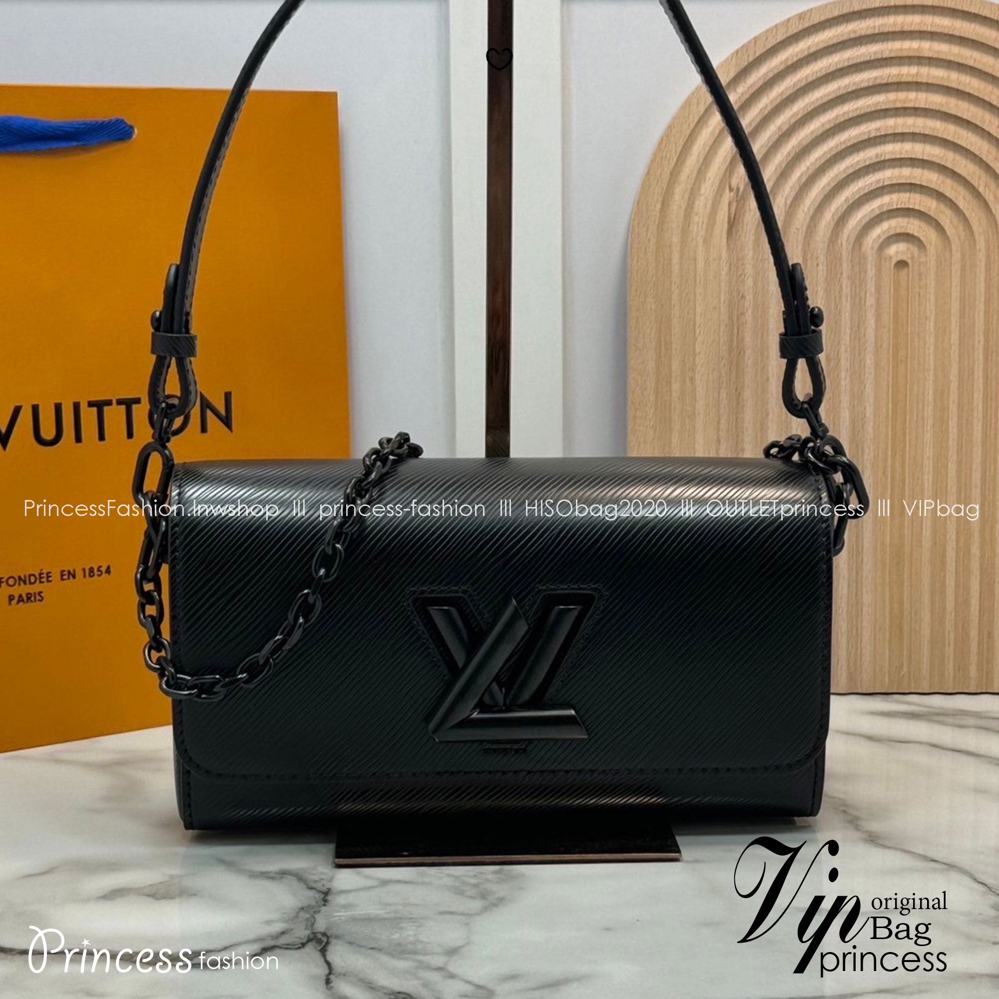 ORI หนังแท้ | LV Twist West Bag กระเป๋าสะพายหนัง Epi ลายเกรน สุดคลาสสิกมาดีไซน์ใหม่ในรูปทรงยาวเผยลุคมีระดับเหนือกาลเวลา ความหรูหราเข้ากับสตรีตสไตล์