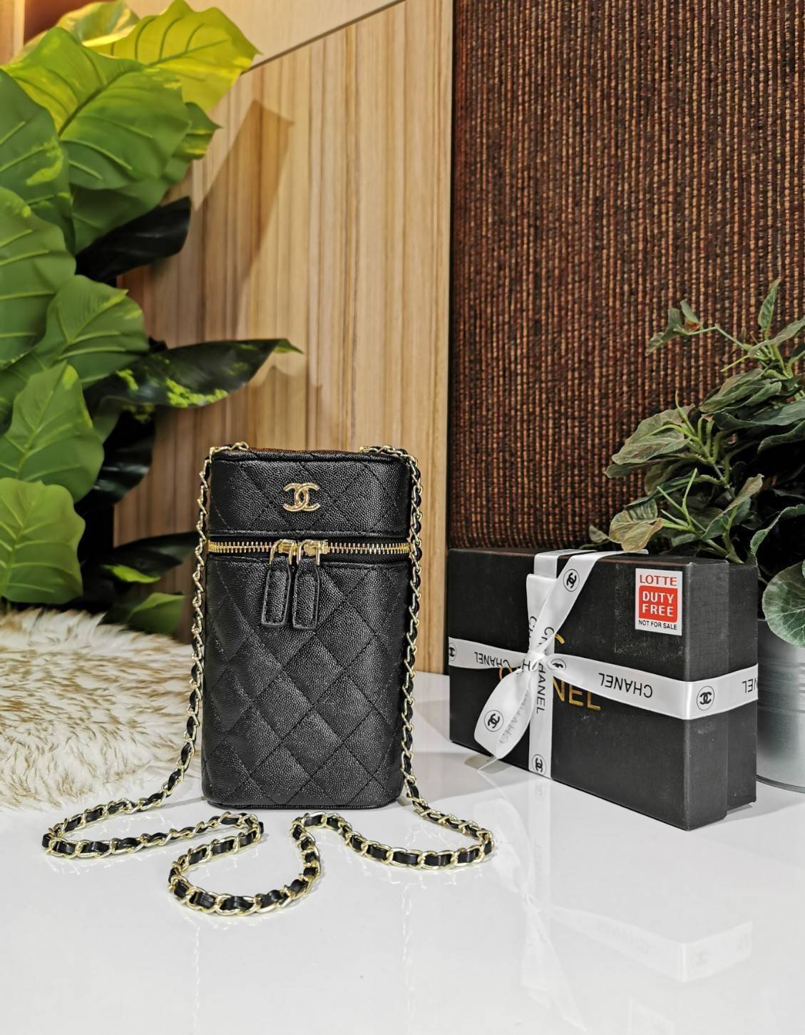 พรีเมี่ยมกิ๊ฟแท้ 100% 】Chanel Caviar Clutch Bag With Chain VIP Gift With Purchase (GWP) กระเป๋าสะพายพรีเมี่ยมกิ้ฟทรงเหลี่ยมขนาดกำลังดีหนังคาร์เวียร์สวยอยู่ทรงเปิดปิดด้วยซิปคู่สะดวกใช้