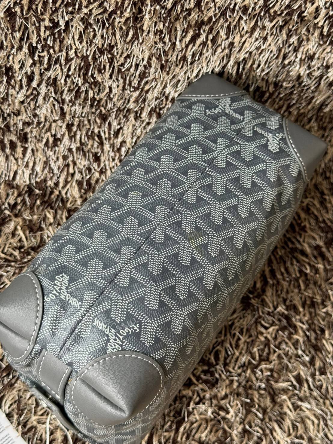 Goyard Bowling 25 Toiletry Bag กระเป๋าทรงพอชใช้งานง่ายกะทัดรัด รุ่นขายดี ใช้ได้ทั้งชายหญิง