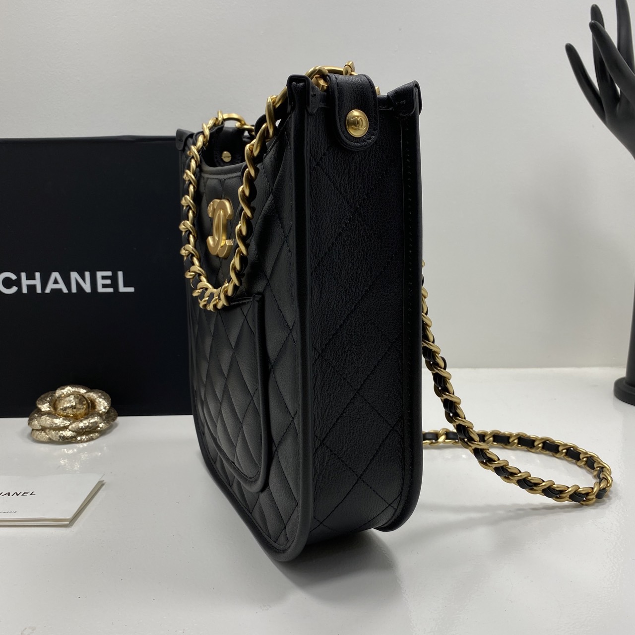 Chanel 24s hobo bag / CHANEL Casual Style Leather Party Style กระเป๋าสะพายทรงสวยมากค่ะ รุ่นตามหา เป็น every look ได้หลายโอกาส อะไหล่ทองหรูหรา เกรดออริ 1:1