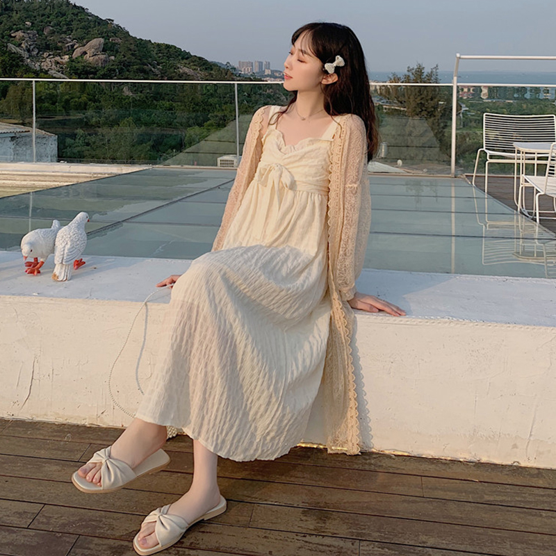 พร้อมส่ง 🍯 Honey dress เดรสสายเดี่ยว & เสื้อคลุมแขนยาว (32625)