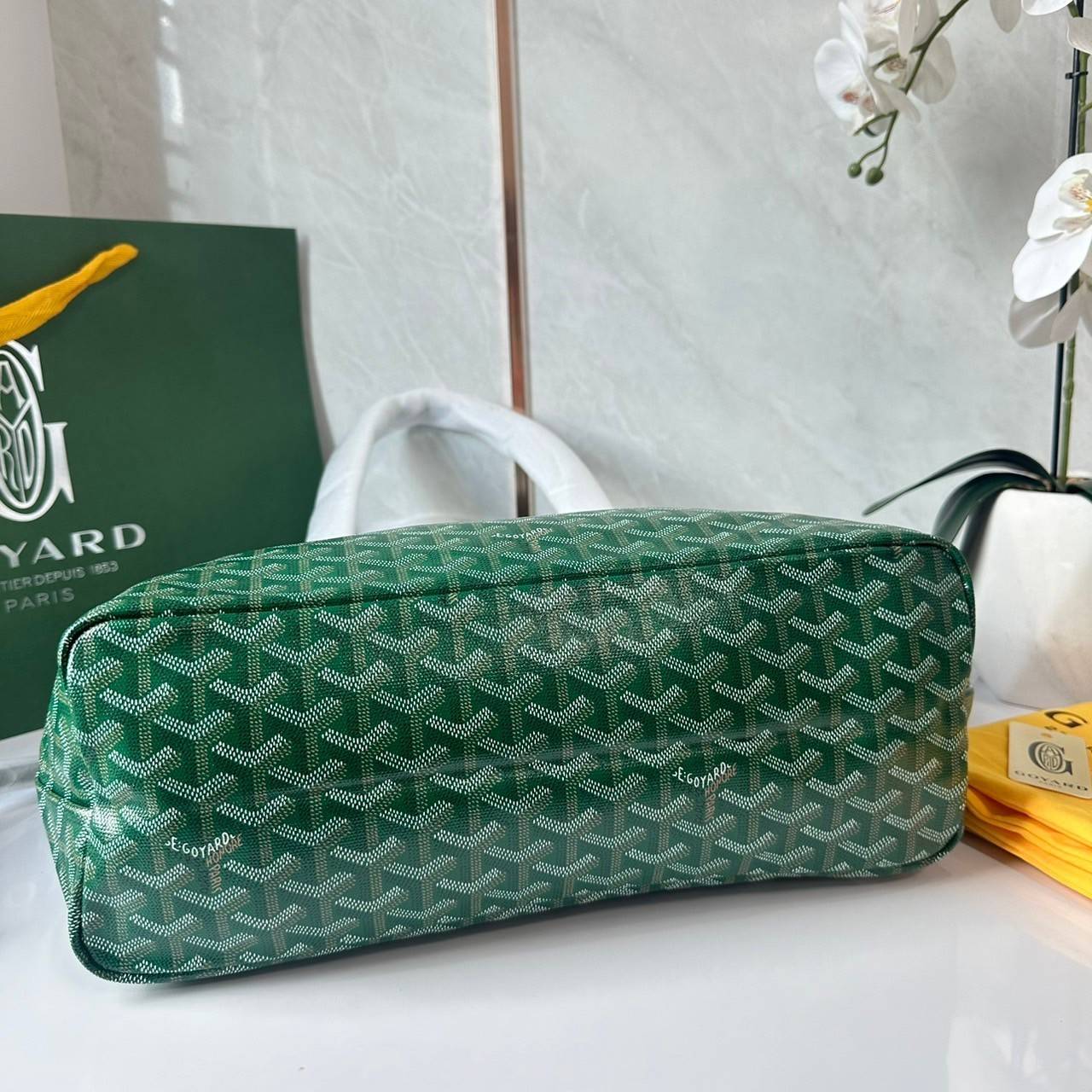 พร้อมส่ง 5 สี PM GOYARD ANJOU PM REVERSIBLE TOTE BAG / Goyard tote bag กระเป๋าทรงโท้ทใบใหญ่ เกรดไฮเอน 1:1 ใช้งานต่างประเทศได้ ภาพถ่ายจากงานขายจริง