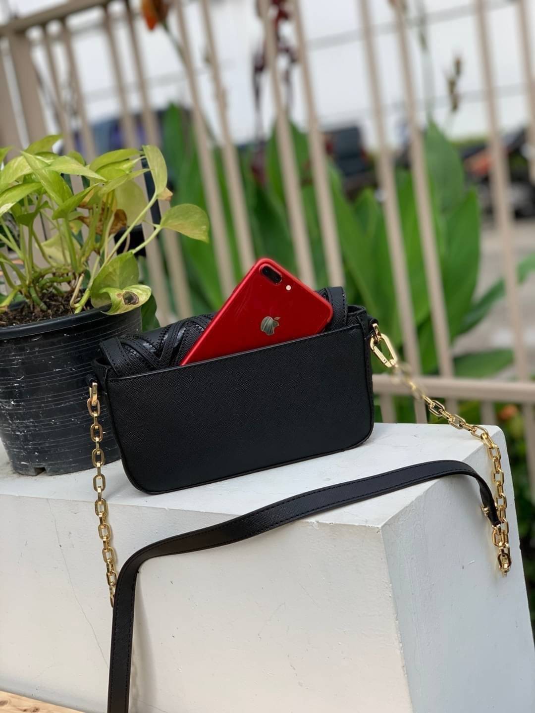 ของแท้ 💯% 】Tory Burch Shoulder Bag Robinson Patchwork Mini Chain กระเป๋าสะพายทรงครอสบอดี้ ที่ดูเรียบง่ายแต่ยังคงเสน่ห์ความเป็นTory ด้วยโลโก้ที่เป็นซิกเนเจอร์