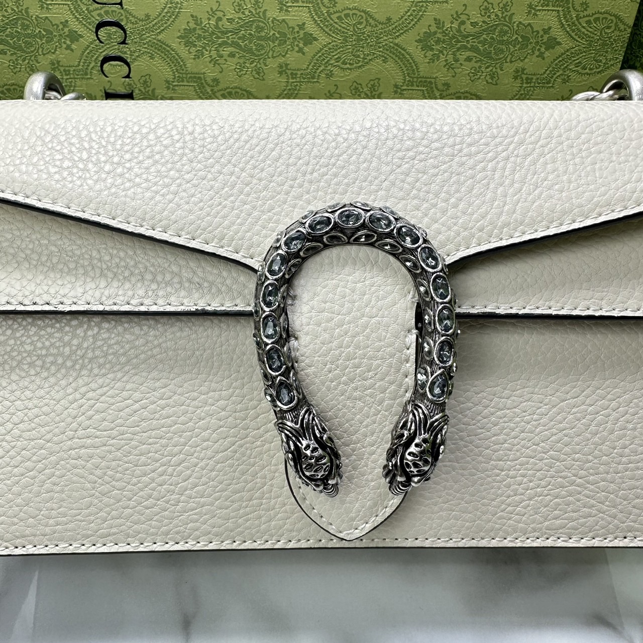 GUCCI DIONYSUS LEATHER SUPER MINI BAG กระเป๋าสะพายไดโอนิซูสหรูหราเป็นเอกลักษณ์ เกรดออริ สลับแท้ 1:1 ใช้งานต่างประเทศได้