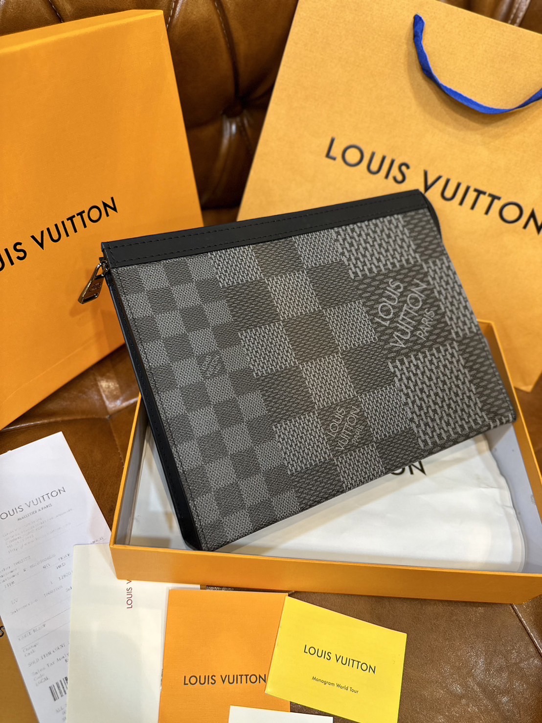 พร้อมส่ง 15 แบบ LV Pochette Voyage MM / LV Clutch กระเป๋าถือทรงคลัช ทรงพอช เกรดออริ สลับแท้ 1:1 ใช้ต่างประเทศได้ ใช้ได้ทั้งชายหญิง