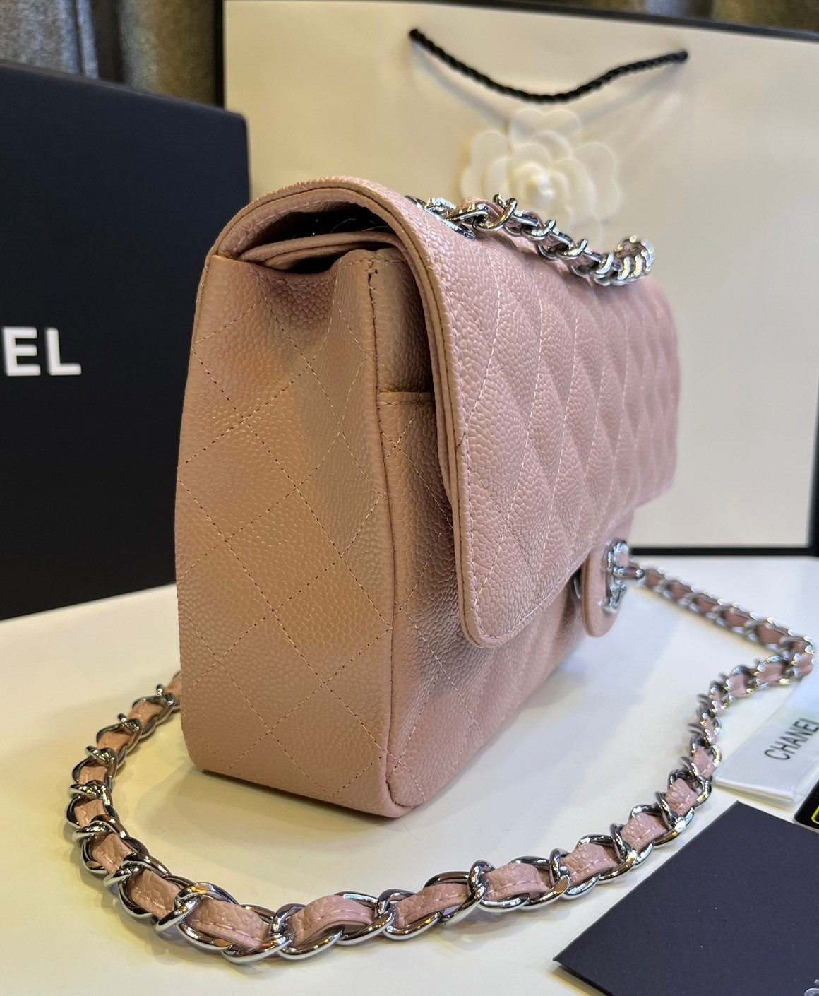 พร้อมส่งโทนพาสเทล CHANEL Classic in Pastel 25cm กระเป๋าสะพายรุ่นยอดนิยมเรียบหรู เกรดออริ 1:1 ใช้งานต่างประเทศได้ ภาพถ่ายจากงานขายจริง