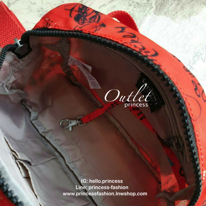 Kipling nylon shoulder bag รุ่น ( K15313 ) >>พร้อมส่งค่ะกระเป๋าสะพายข้างรุ่นใหม่ล่าสุด วัสดุไนล่อน กันน้ำ บุด้วยนวมที่ฐานกระเป๋าเพิ่มความนุ่ม >>รูปทรงสวย ขนาดกระทัดรัด มีช่องกระเป๋าด้านหน้าใส่ของจุกจิกหนึ่งช่อง >>มีช่องซิปหลักนะค่ะ ด้านใ