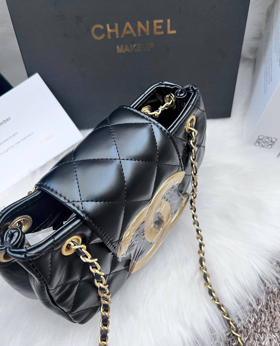 Chanel 24C bag / CHANEL WITH CHAIN / CHANEL Casual Style กระเป๋าสะพายหนังนิ่มลื่นเงาสวย Plain Leather Party Style Office Style เกรดออริ ใช้งานต่างประเทศได้