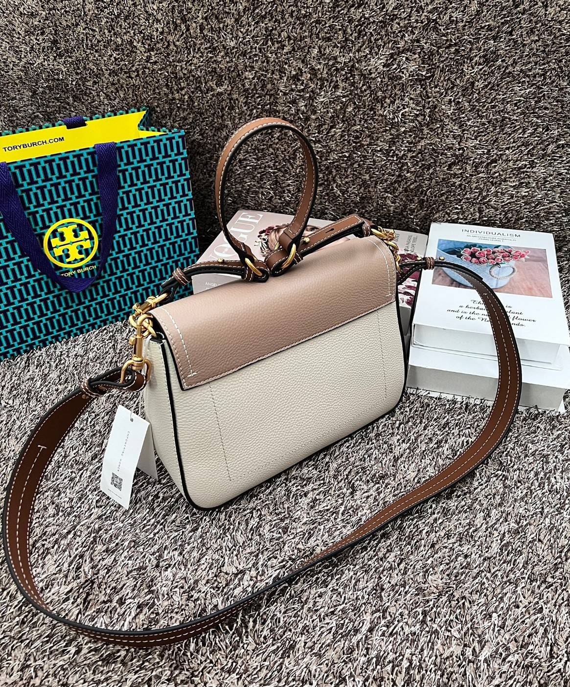 พร้อมส่ง 2 สี TORY BURCH FELIX CONVERTIBLE SHOULDER BAG กระเป๋าสะพาย เกรดท็อปออริ เกรดดีสุด สลับแท้ 1:1 ใช้ต่างประเทศได้