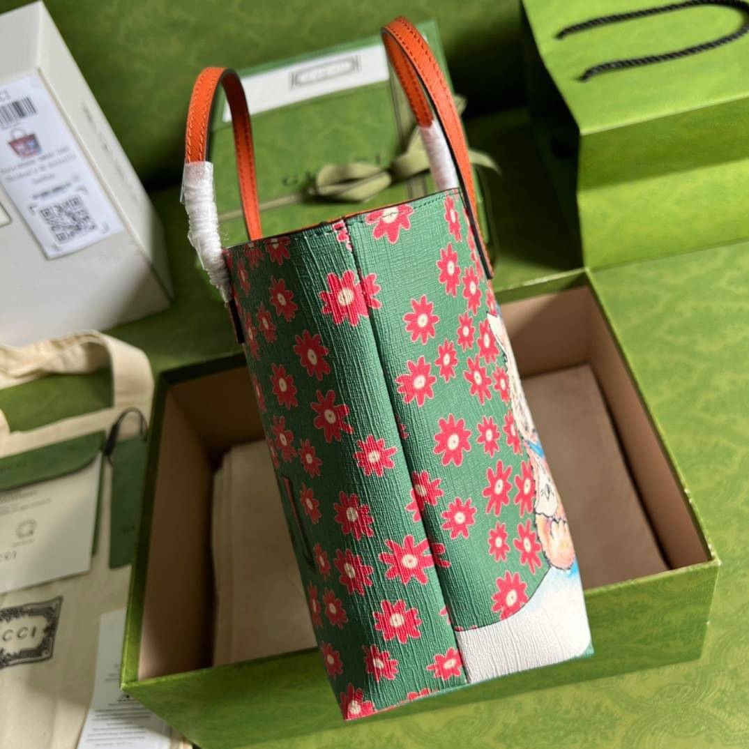 GUCCI Children's kitten print tote bag / Gucci kid tote ลายน้องแมว เกรดเทพออริจินอล วัสดุ Supreme canvas trim ภาพสินค้าถ่ายจากงานขายจริงใช้งานต่างประเทศได้