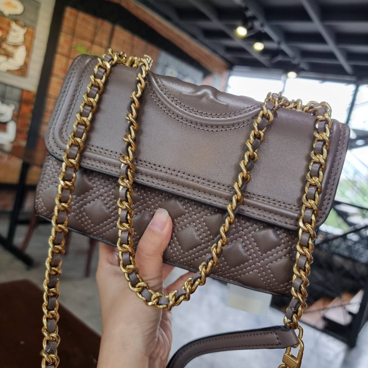 OUTLET 】TORY BURCH FLEMING SMALL CONVERTIBLE SHOULDER BAG แรร์ไอเท็ม สีมาใหม่ นิวซีซั่น สวยหรู ดูผู้ดีสุด