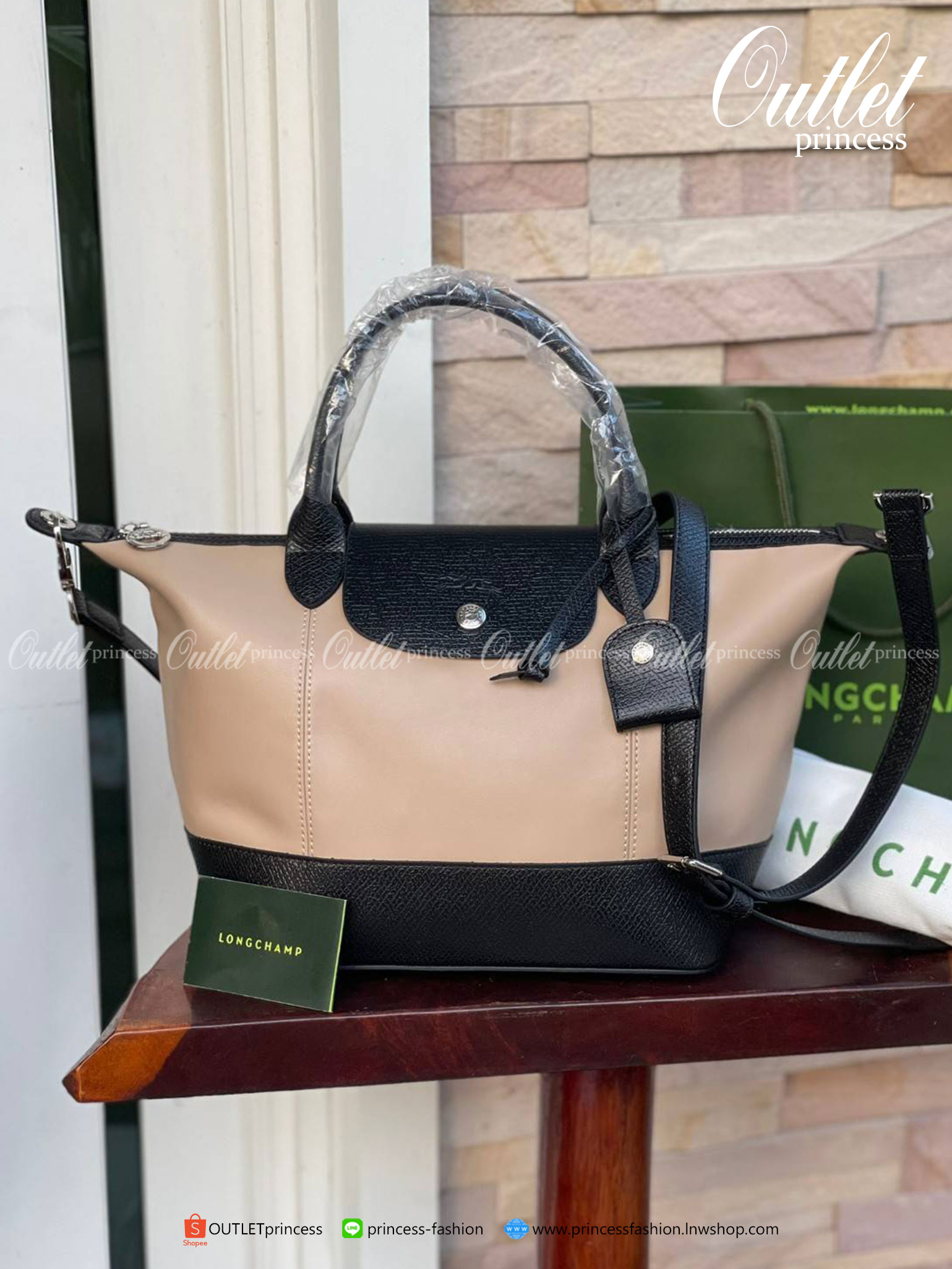 ของแท้ 100% LONGCHAMP LE PLIAGE CUIR MAKE A WISH TOP HANDLE BAG S Color: Greige