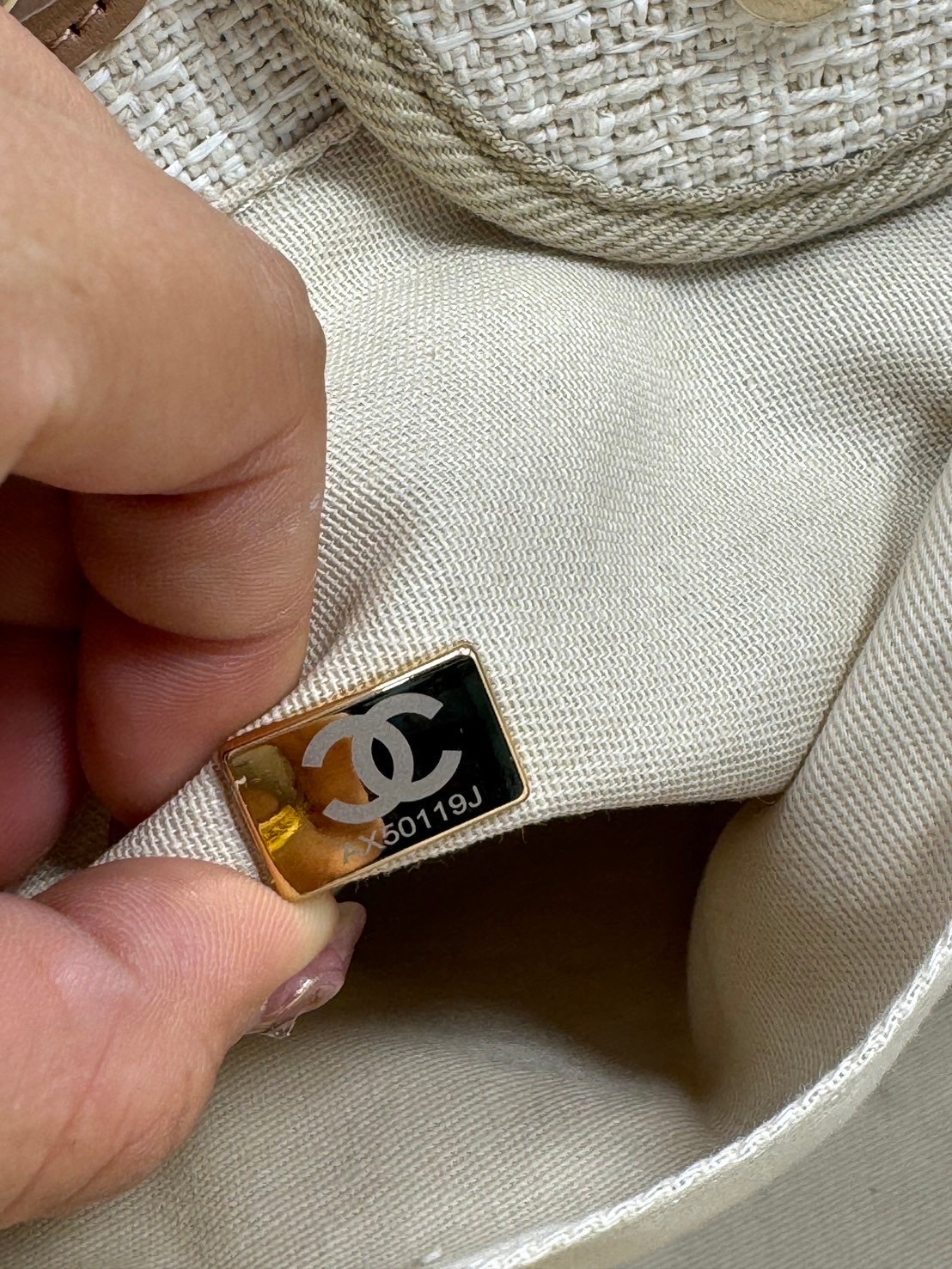 ORI หนังแท้ | Chanel Deauville Tote Bag กระเป๋าสะพายทรงโท้ทช้อปปิ้ง ใบใหญ่ ภายในโล่งกว้าง จุของได้เยอะ