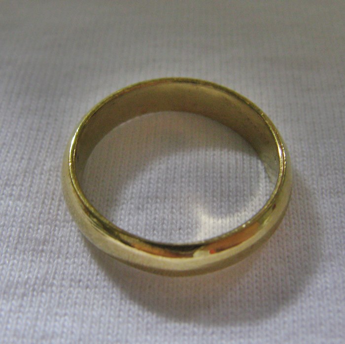 แหวนเกลี้ยงทองเหลืองเบอร์8ค่ะ