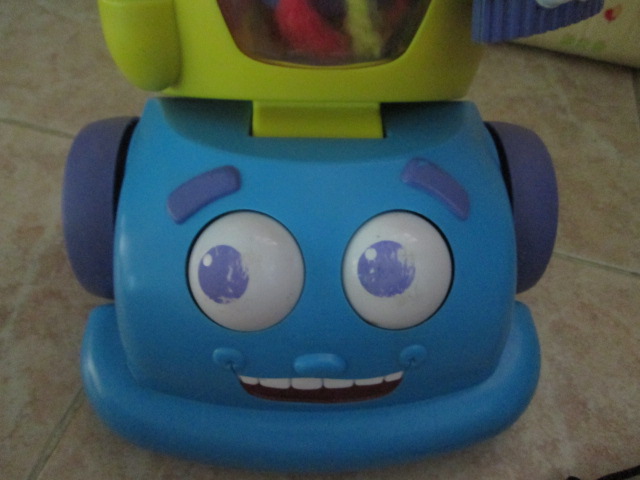 Hasbro Playskool Crew Dusty The Talking Vacuum ของเล่นมือสองสภาพดี