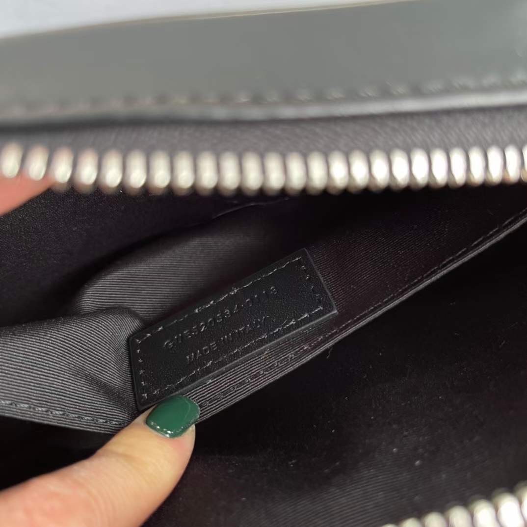 YSL LOU CAMERA BAG IN QUILTED LEATHER 23 cm กระเป๋าสะพาย เกรดหนังสวยเต็มใบ เกรดออริ 1:1 ใช้งานต่างประเทศได้