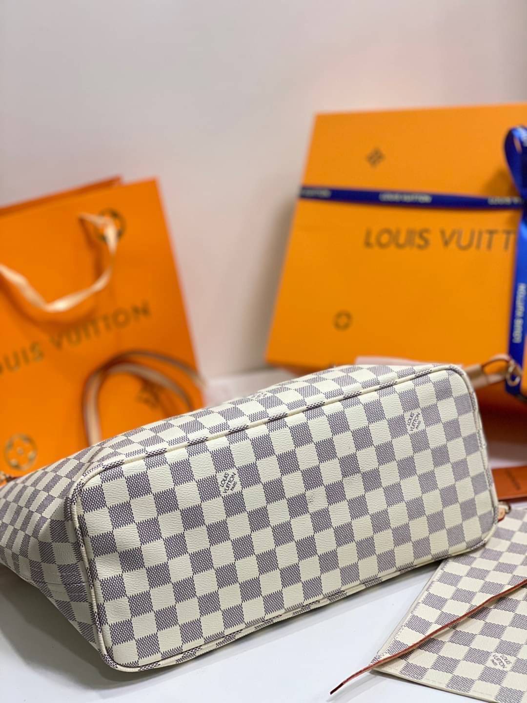 LV Neverfull MM เกรดออริจินอล พร้อมส่งที่ไทย ภาพสินค้าถ่ายจากงานขายจริง ใช้งานต่างประเทศได้