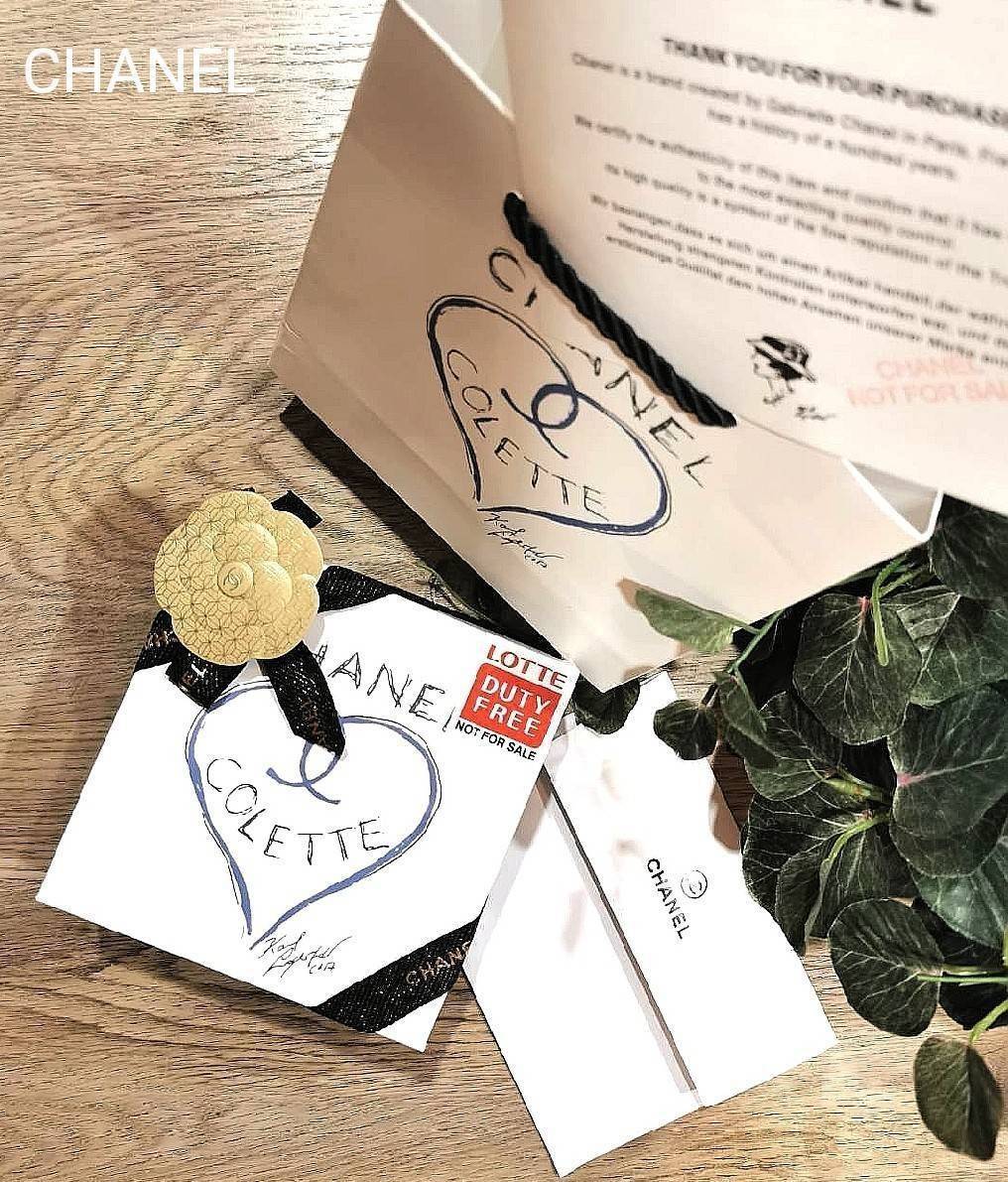 VIP 】✨พร้อมส่งความสวย✨Rare items ห้ามพลาด! แพ็คสุดคุ้มX3! CHANEL EARRING & BROOCH SET VIP GIFT WITH PURCHASE THE ORIGINAL PACKAGE (GWP) ชุดกิ๊ฟเซทของกำนัลสุดเลอค่าจากการแลกคะแนนสะสมสำหรับลูกค้าสมาชิก VIP CHANEL DUTYFREE ไอเท็มหายากชวนสะสมมาเ