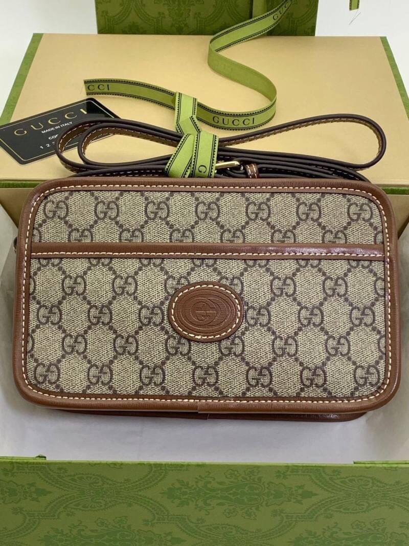 VIP 】หนังแท้ GUCCI Mini Bag With Interlocking G In GG Supreme And Brown Leather พร้อมส่งที่ไทย กระเป๋าสะพายดีไซน์สวย ใช้ได้ทั้งชายหญิง คลาสสิคและน่ารักในตัว ใช้งานง่าย ใช้ได้หลายโอกาส งานหนังแท้ สวยมากค่ะ